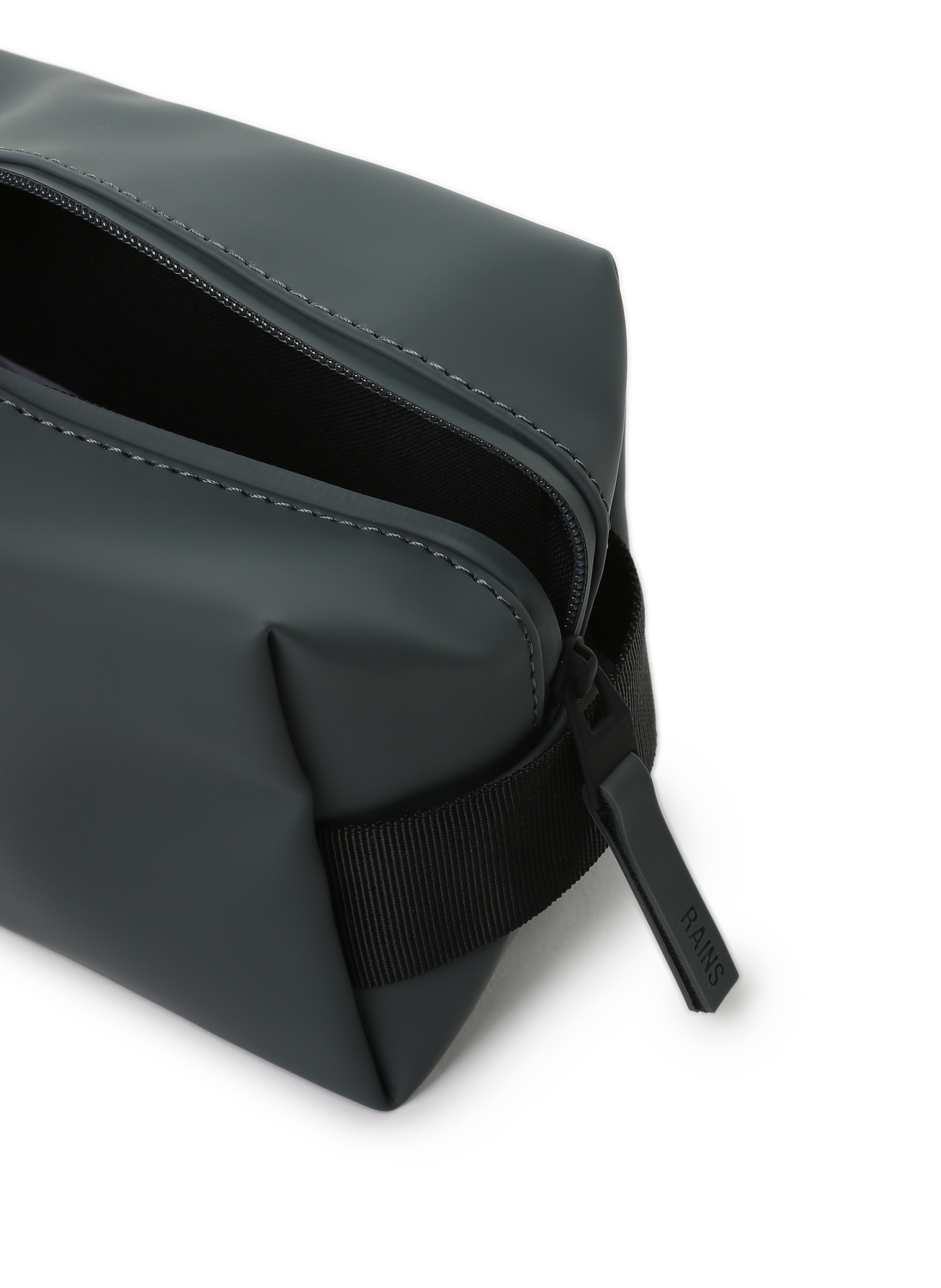 TH EMBLEM WASHBAG CO RAINS Blue