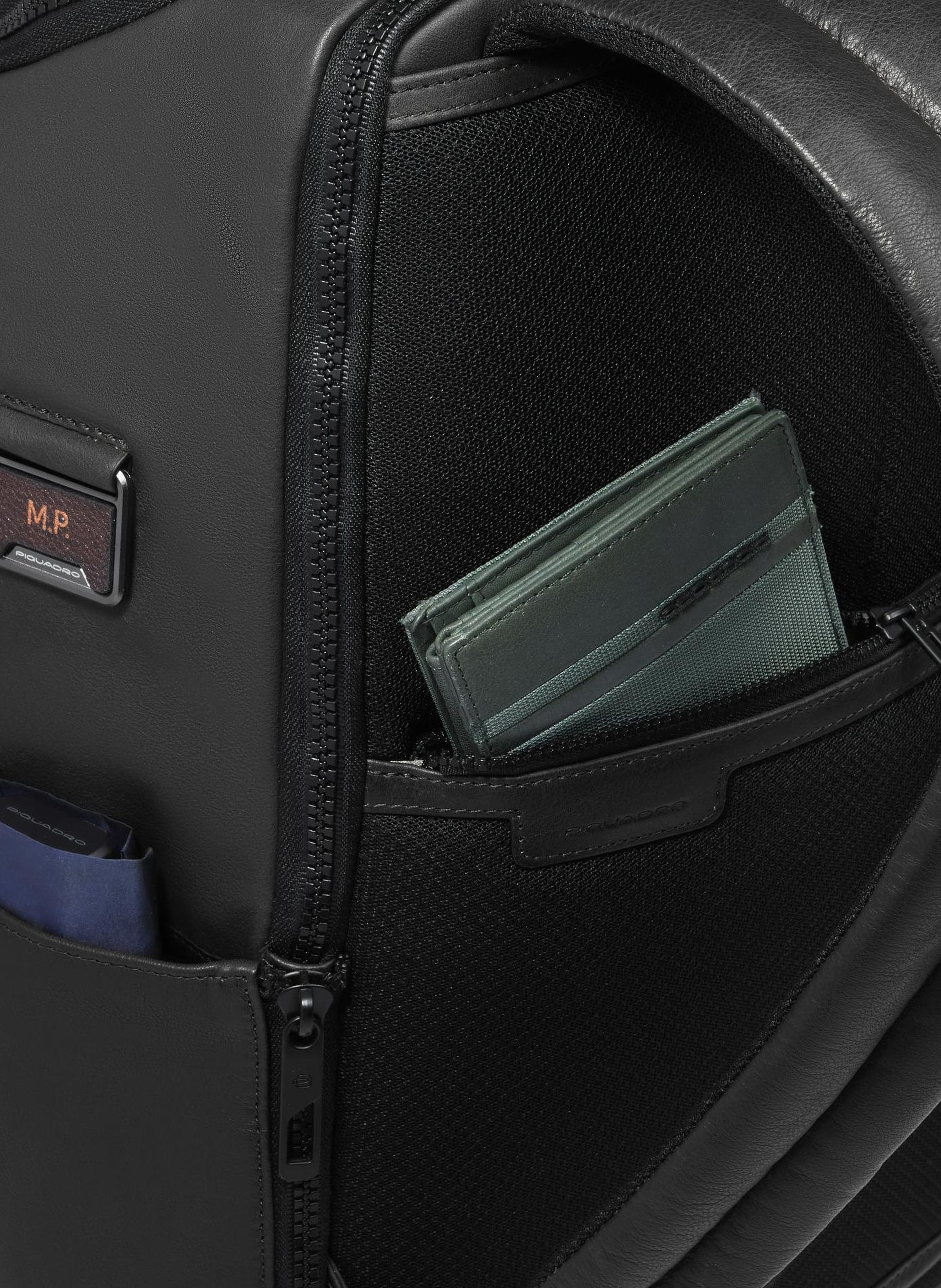 Sac à dos de voyage pour ordinateur 15,6" PIQUADRO Noir