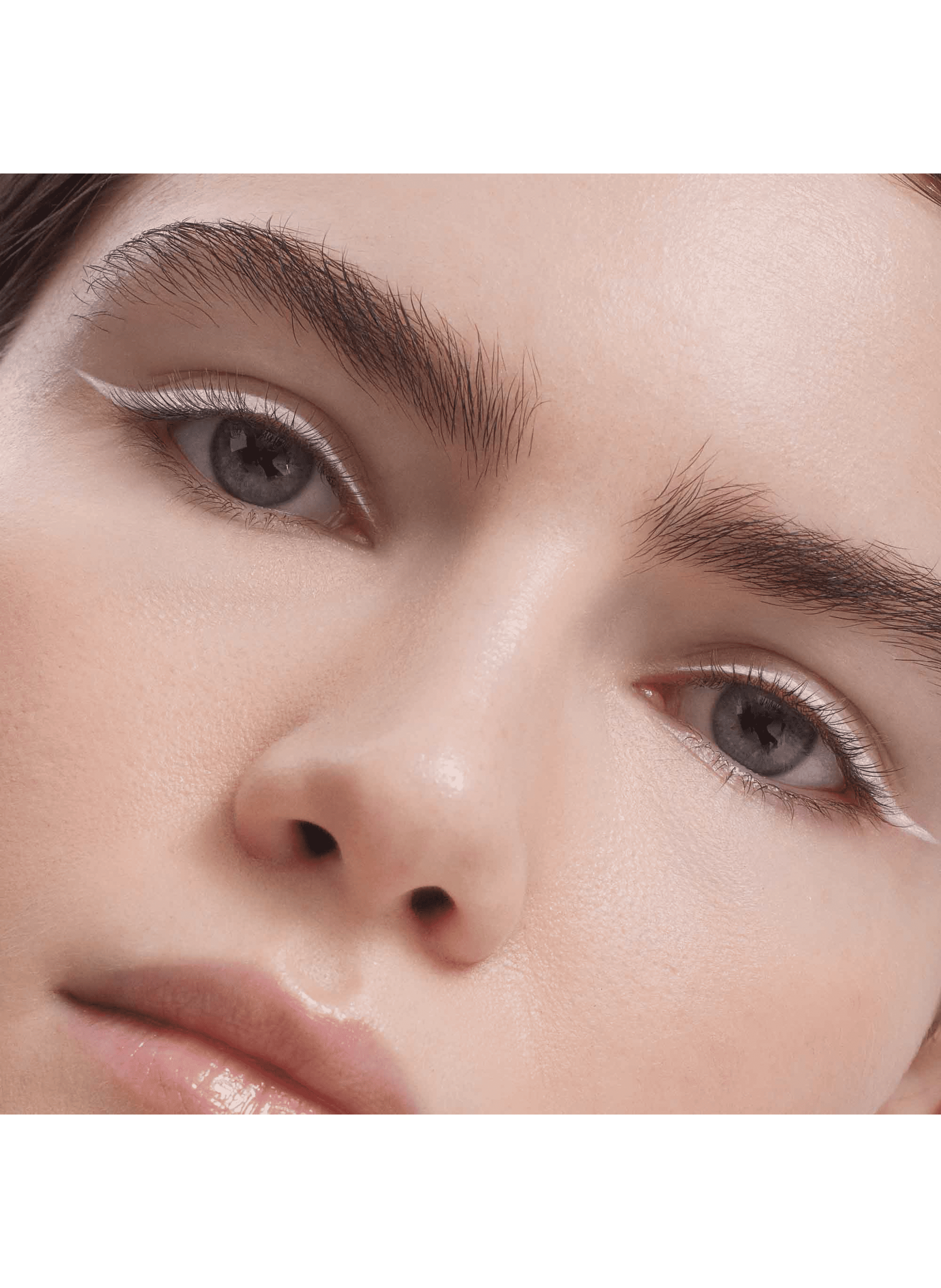 Satin Kajal Liner VICTORIA BECKHAM Linen