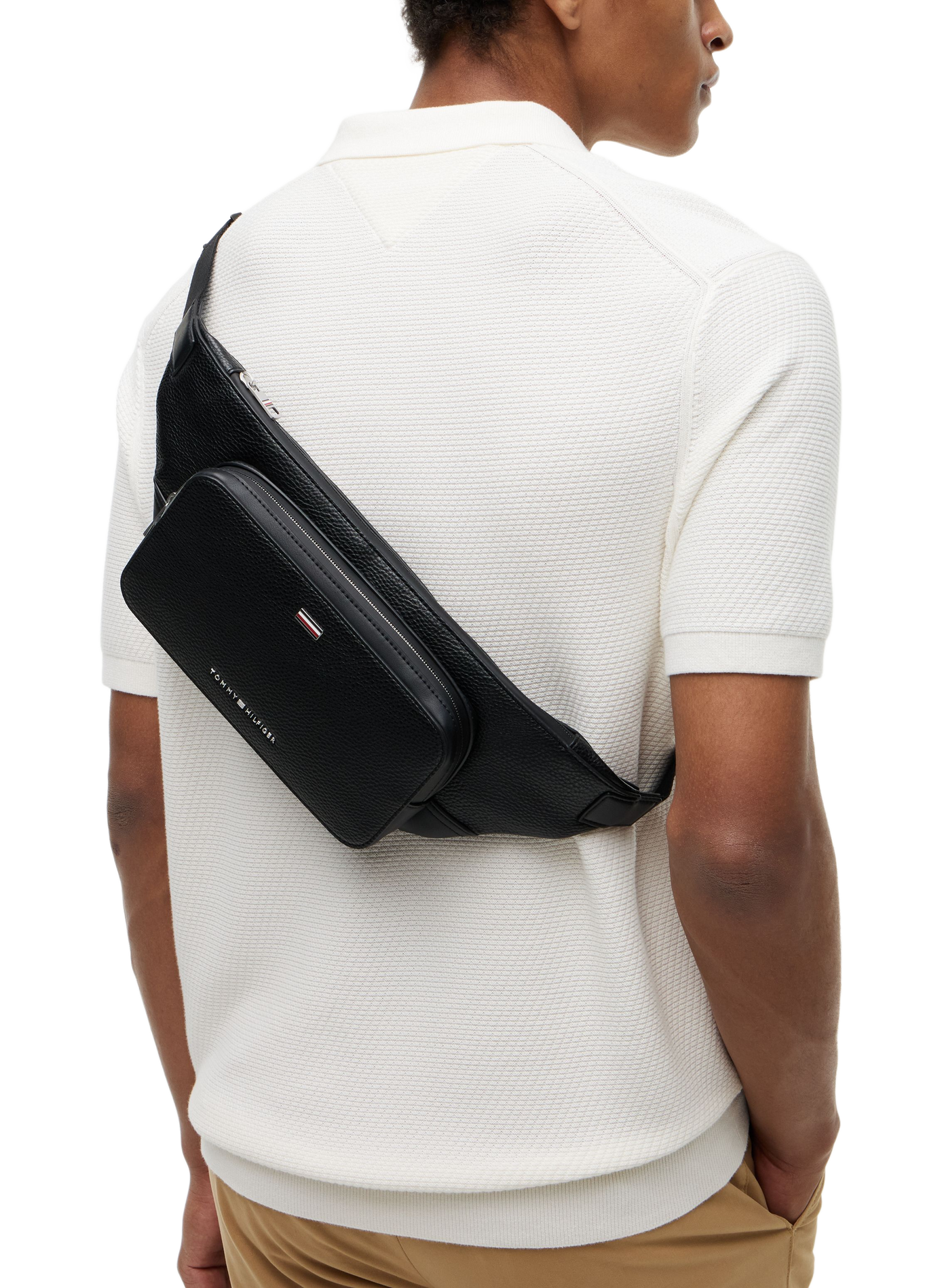 Sac banane texturé à logo métallique TOMMY HILFIGER Noir