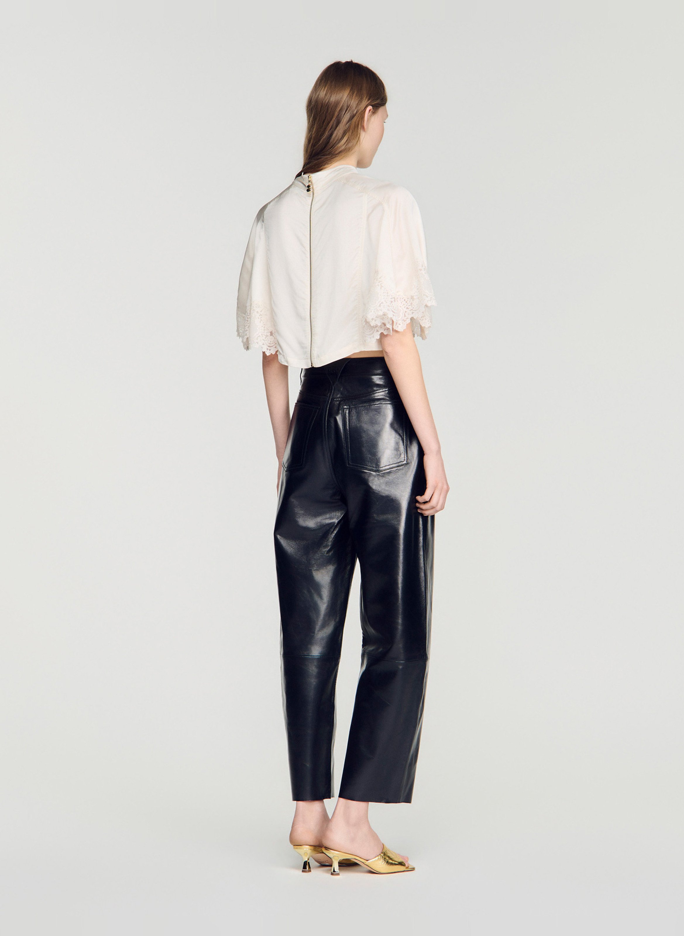 Top court col montant SANDRO Beige