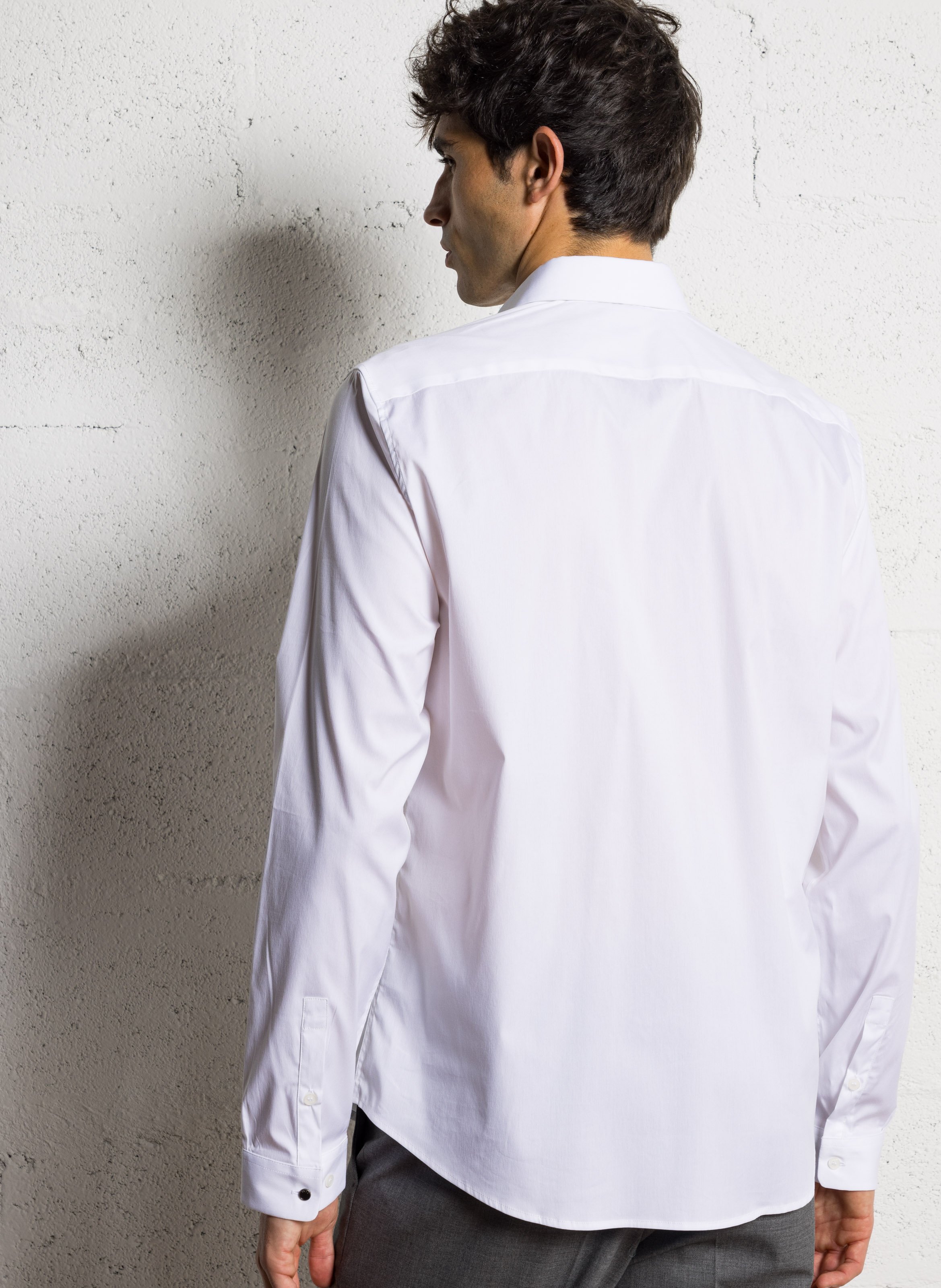 Chemise slim col classique en coton IKKS Blanc