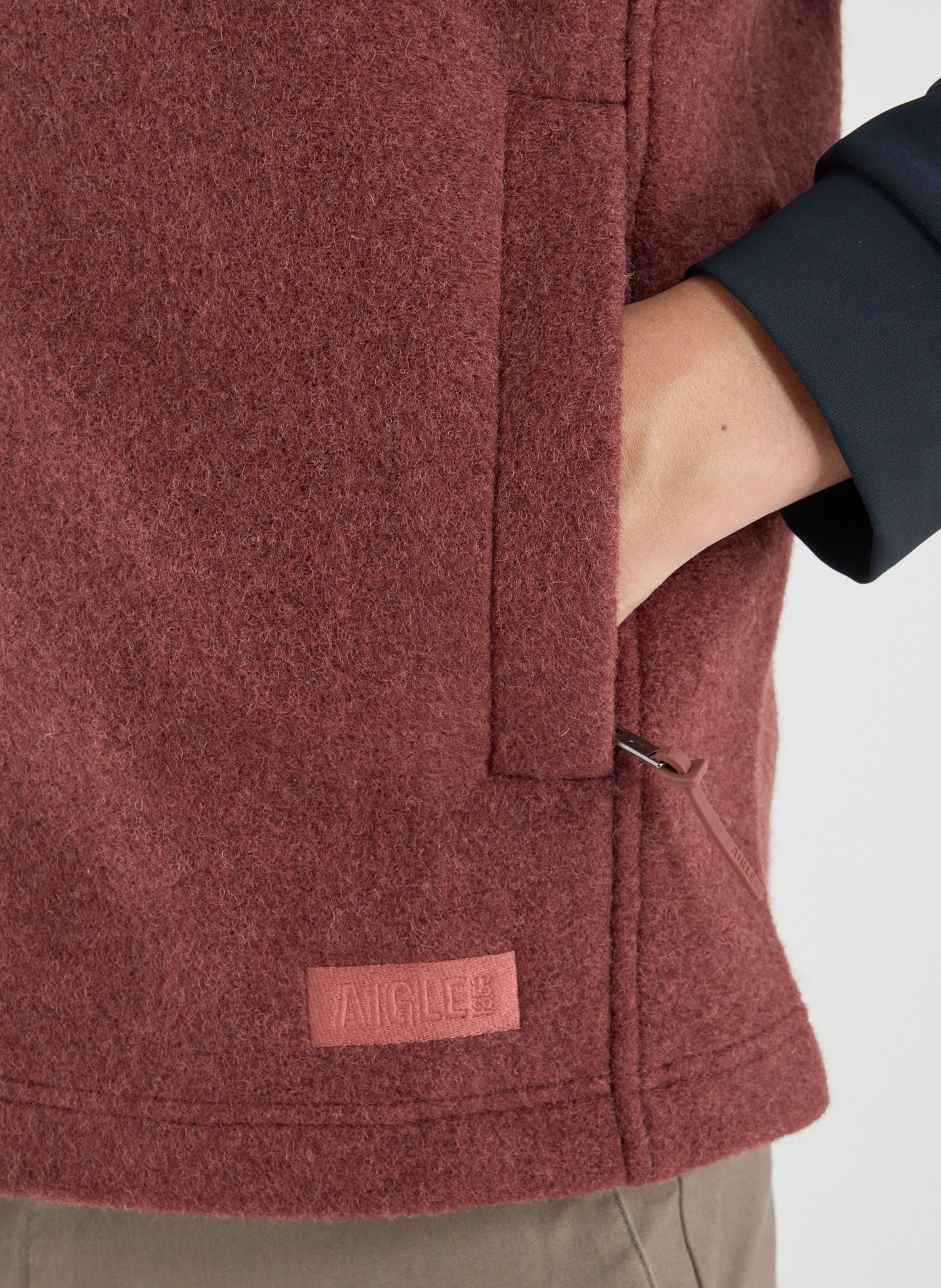 Sleeveless puffer jacket with high collar AIGLE Red