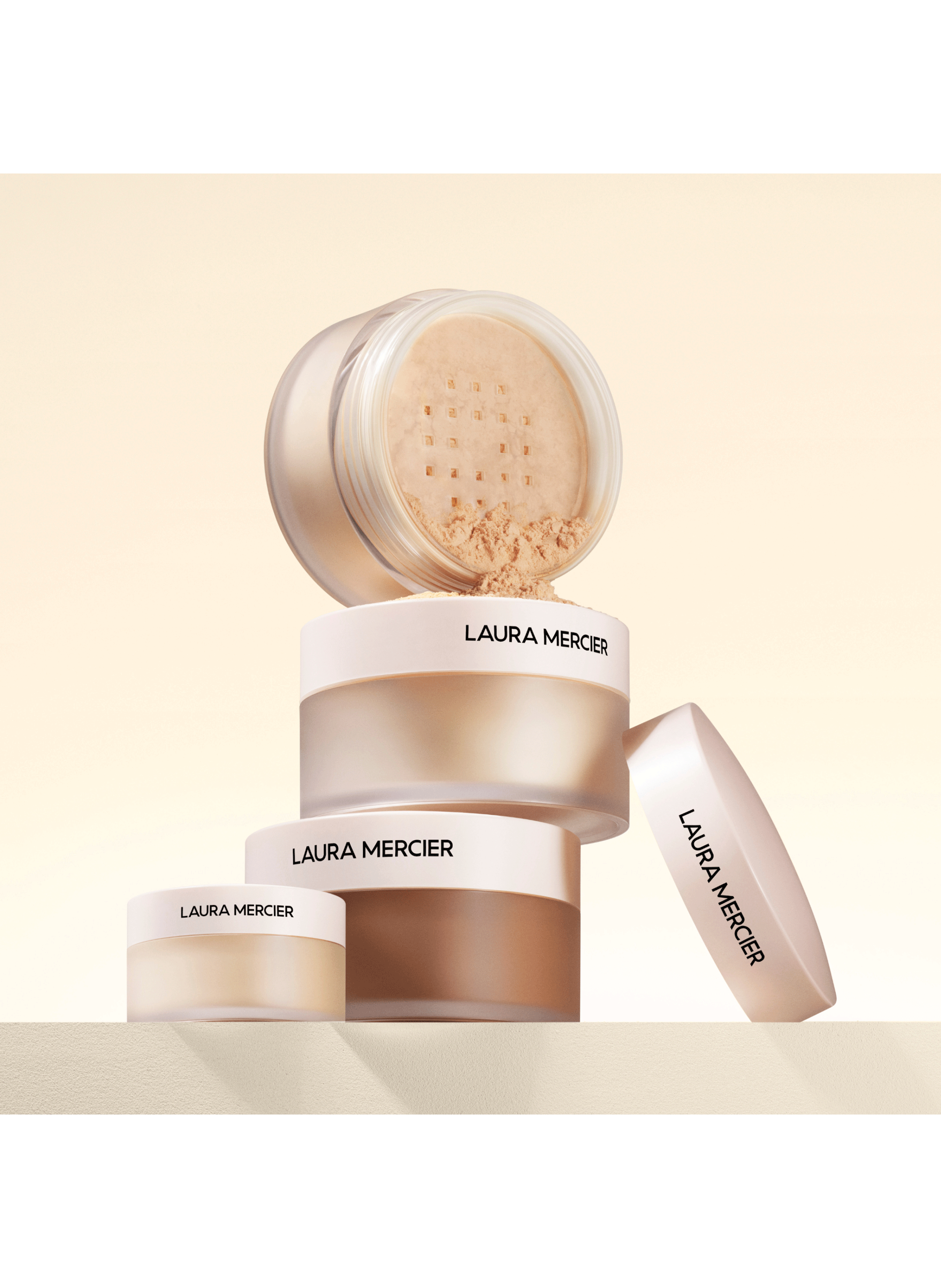 Translucent Loose Setting Powder Ultra Blur Honey - Format Voyage LAURA MERCIER Honey