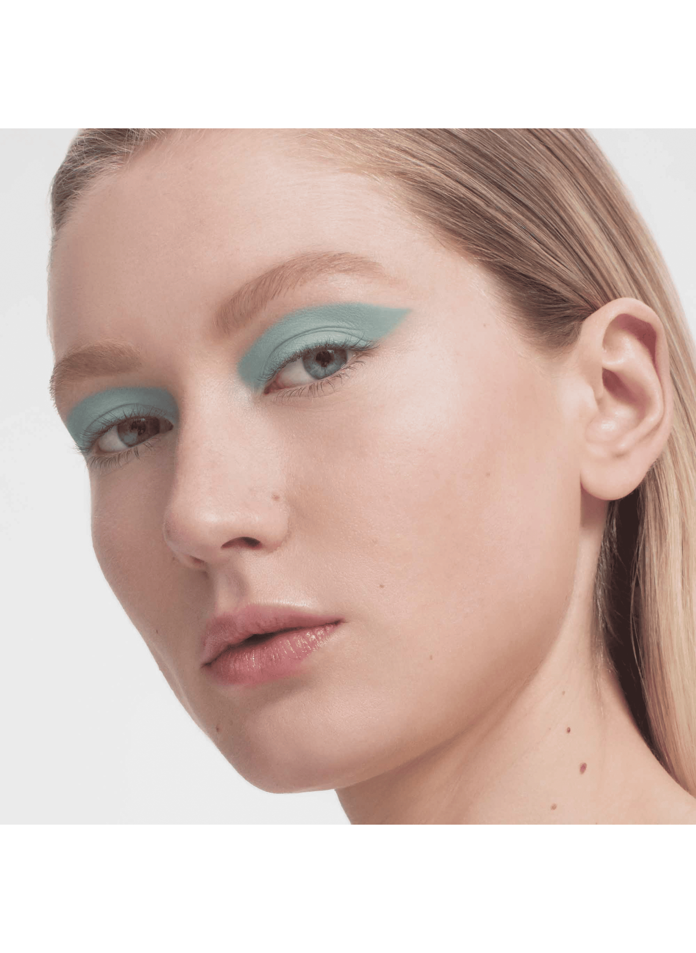 Satin Kajal Liner VICTORIA BECKHAM Seafoam