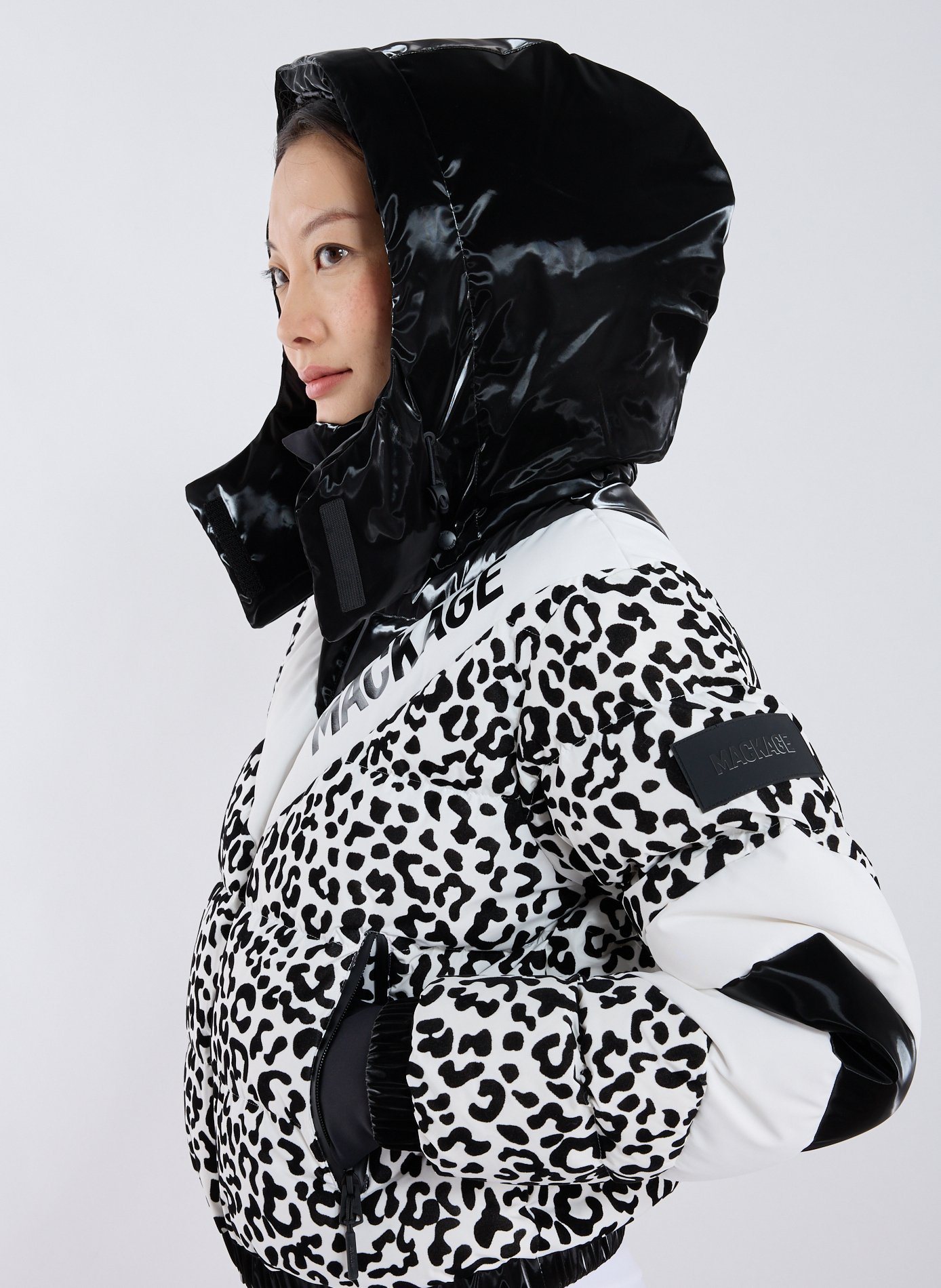 Manteau de ski en duvet et tissu floqué avec motif chevron MACKAGE Multicolore