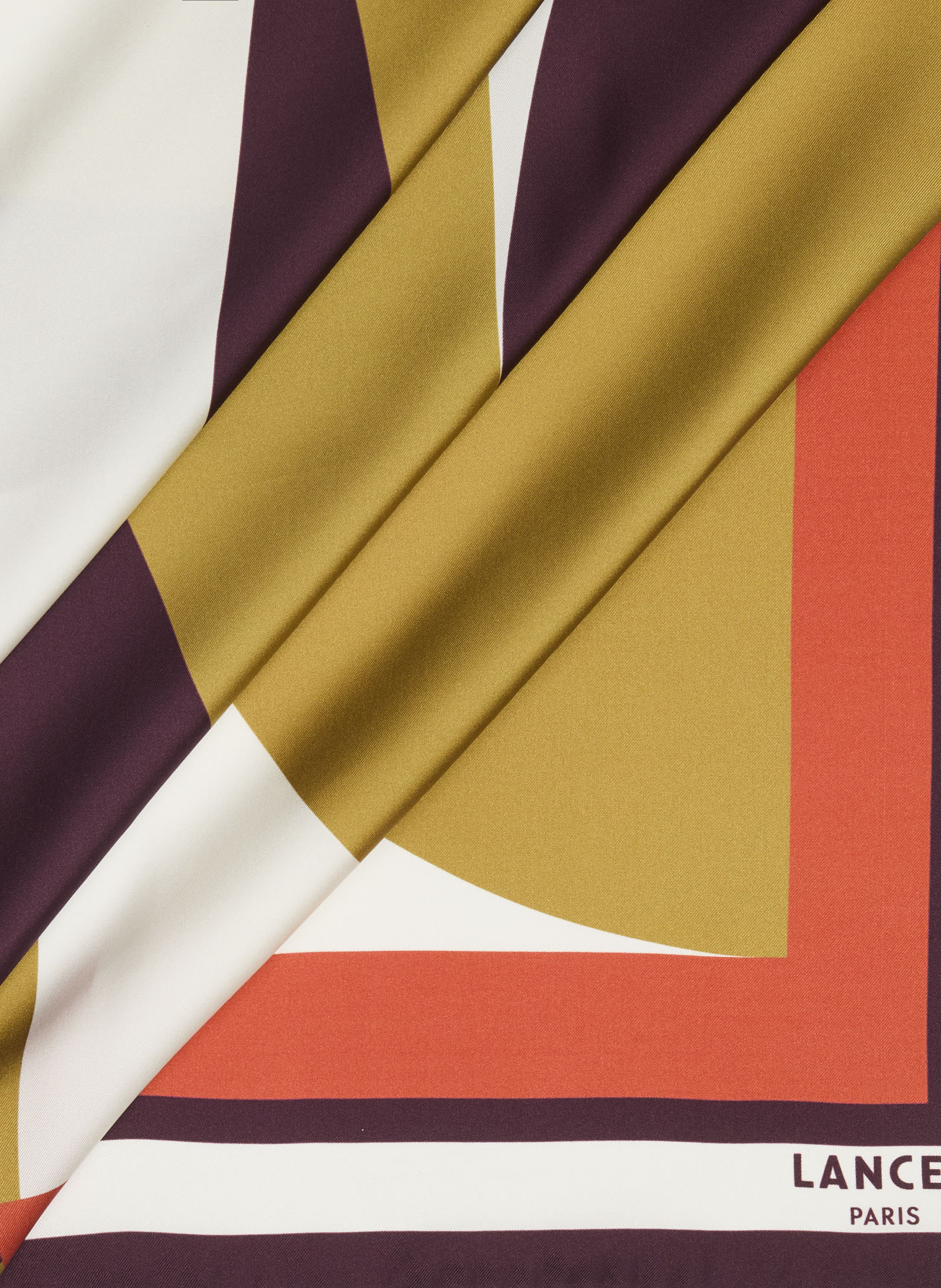 Foulard carré en soie imprimée à chevrons, 90 x 90 cm. LANCEL Multicolore
