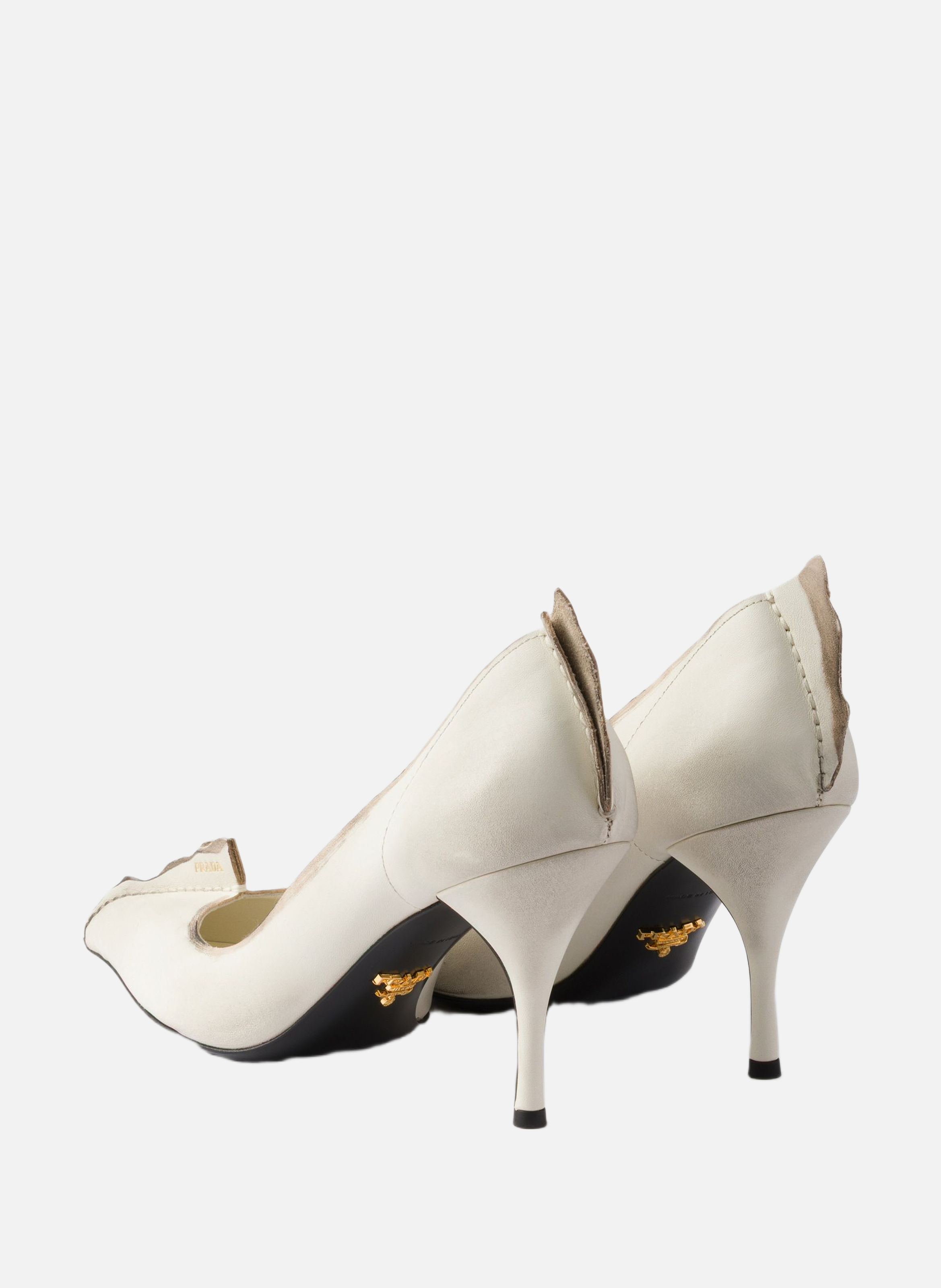 Escarpins en cuir vieilli PRADA Beige