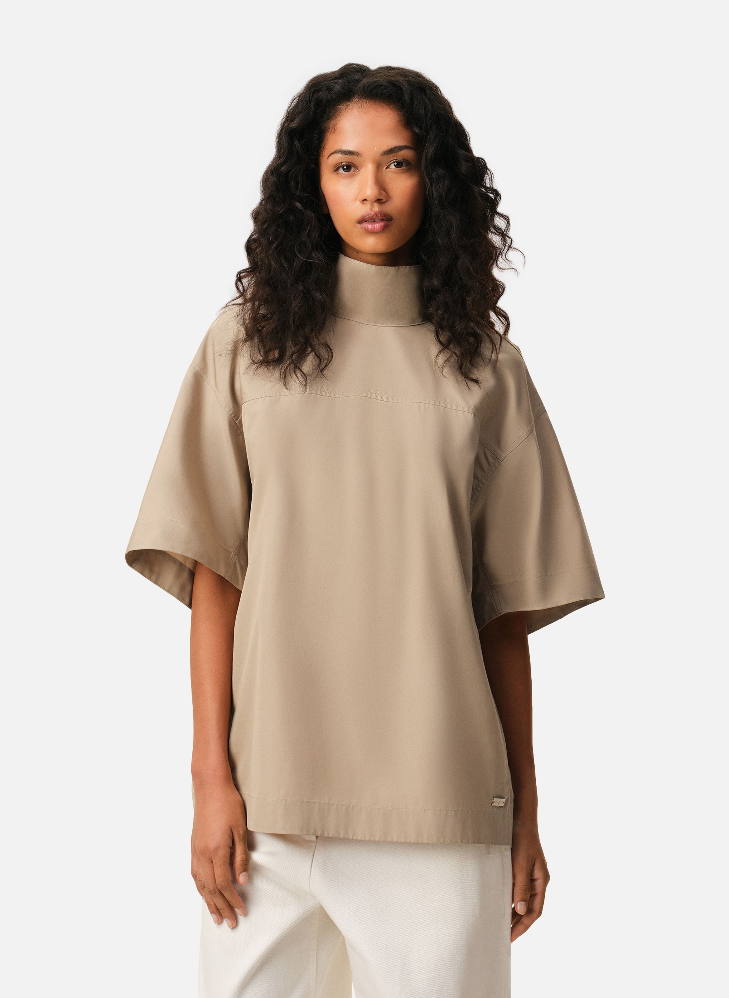 Top t col montant boutonné en coton AMI PARIS Beige