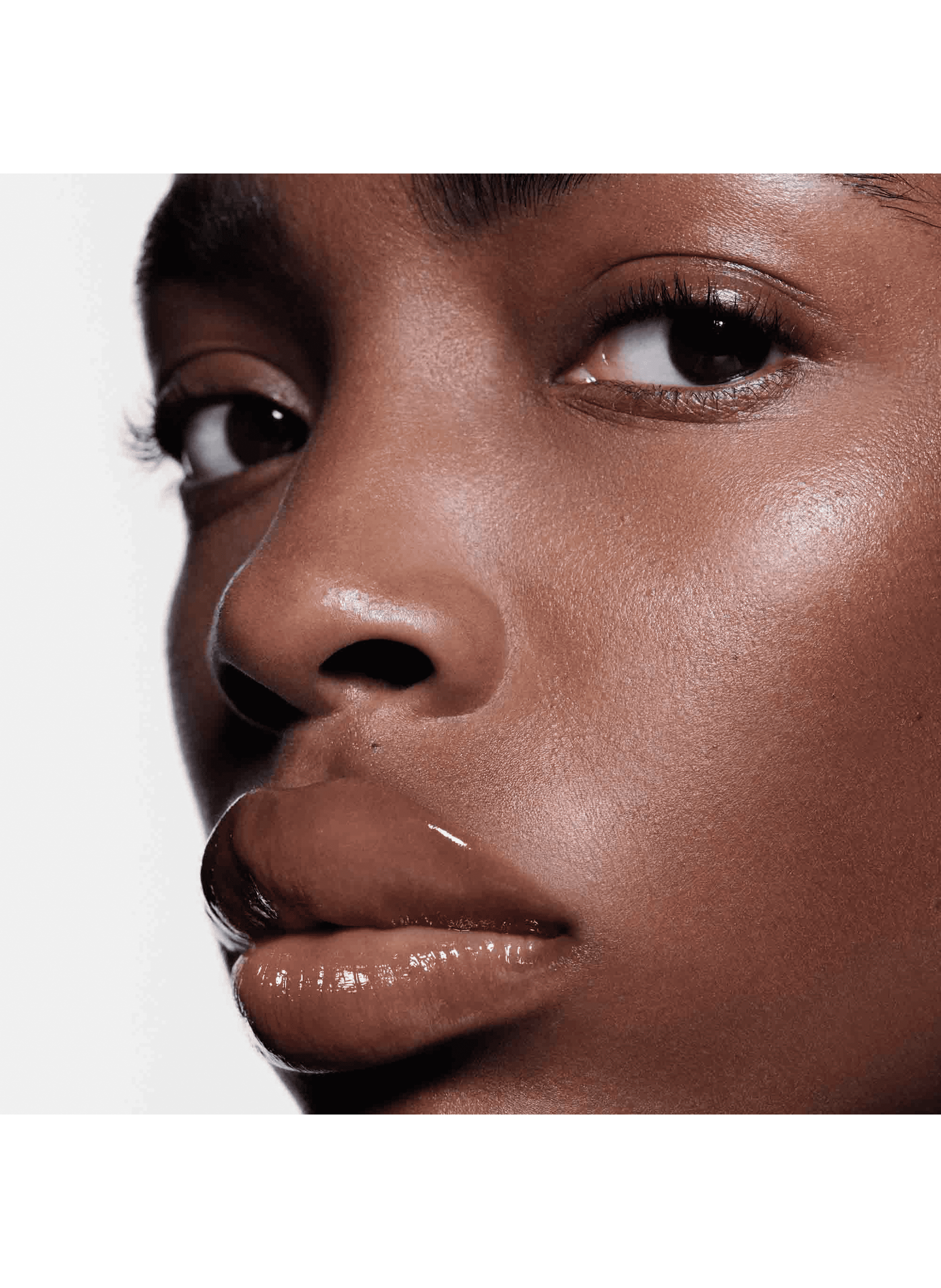 Luxurious Lip Balm VICTORIA BECKHAM No color