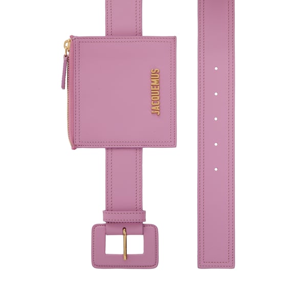 La ceinture Carrée en cuir