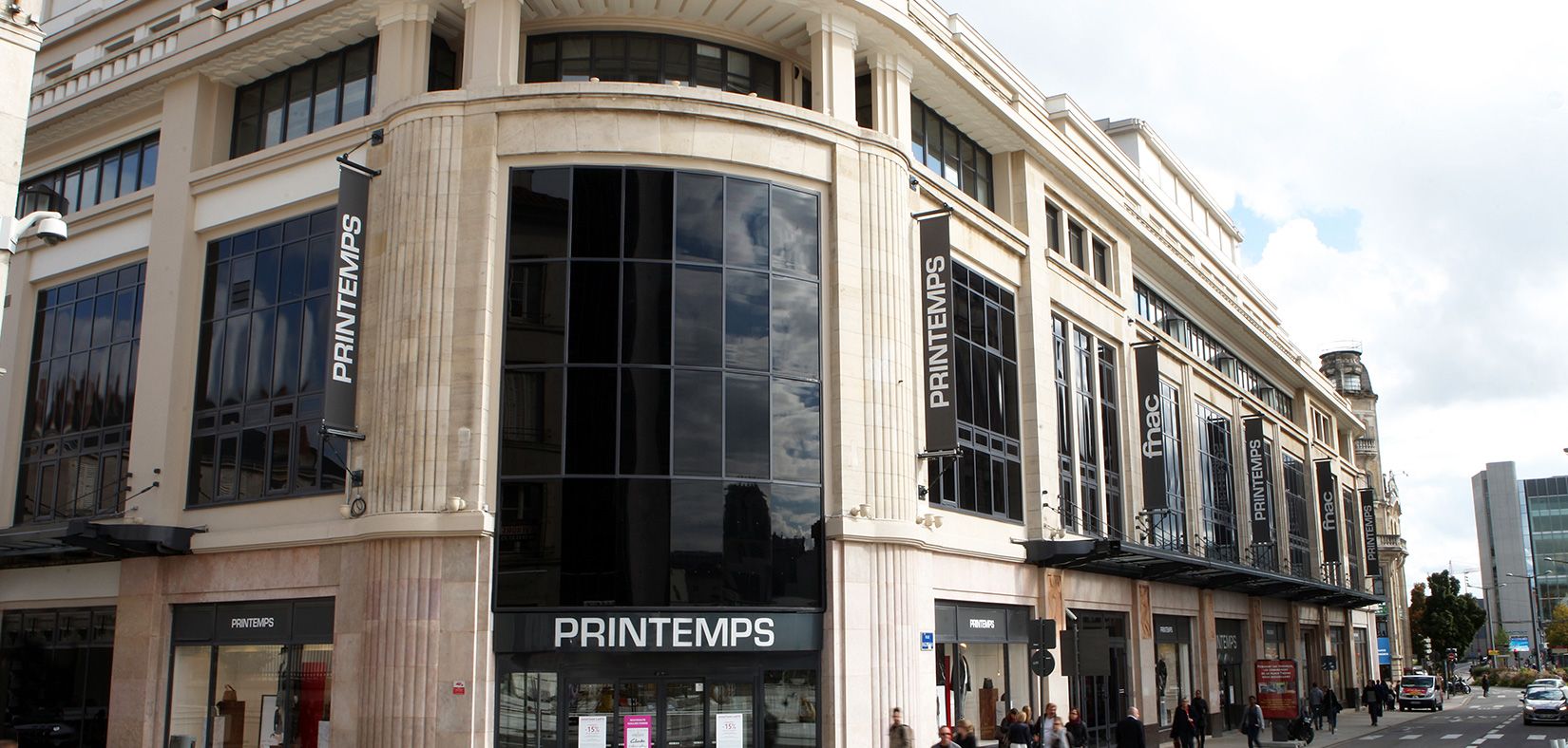 All luxury and designer brands on sale at Printemps