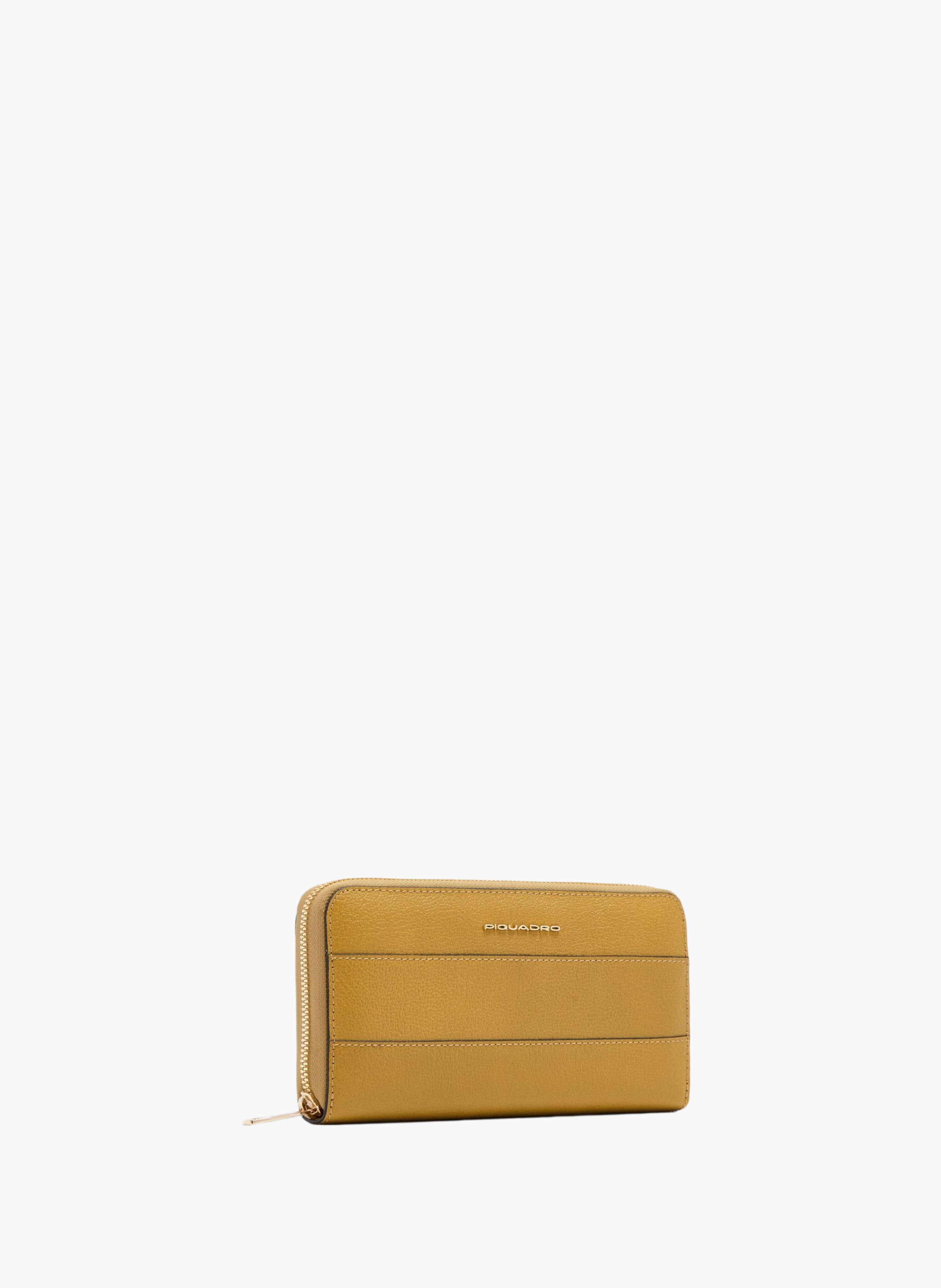 Grand portefeuille femme zippé avec 4 soufflets PIQUADRO Jaune