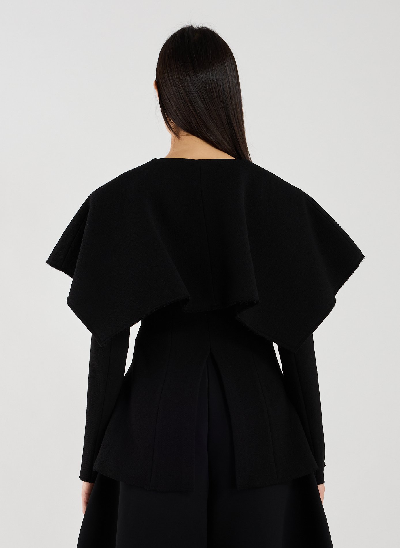 Veste cintrée à large col en laine mélangée A.W.A.K.E. MODE Noir