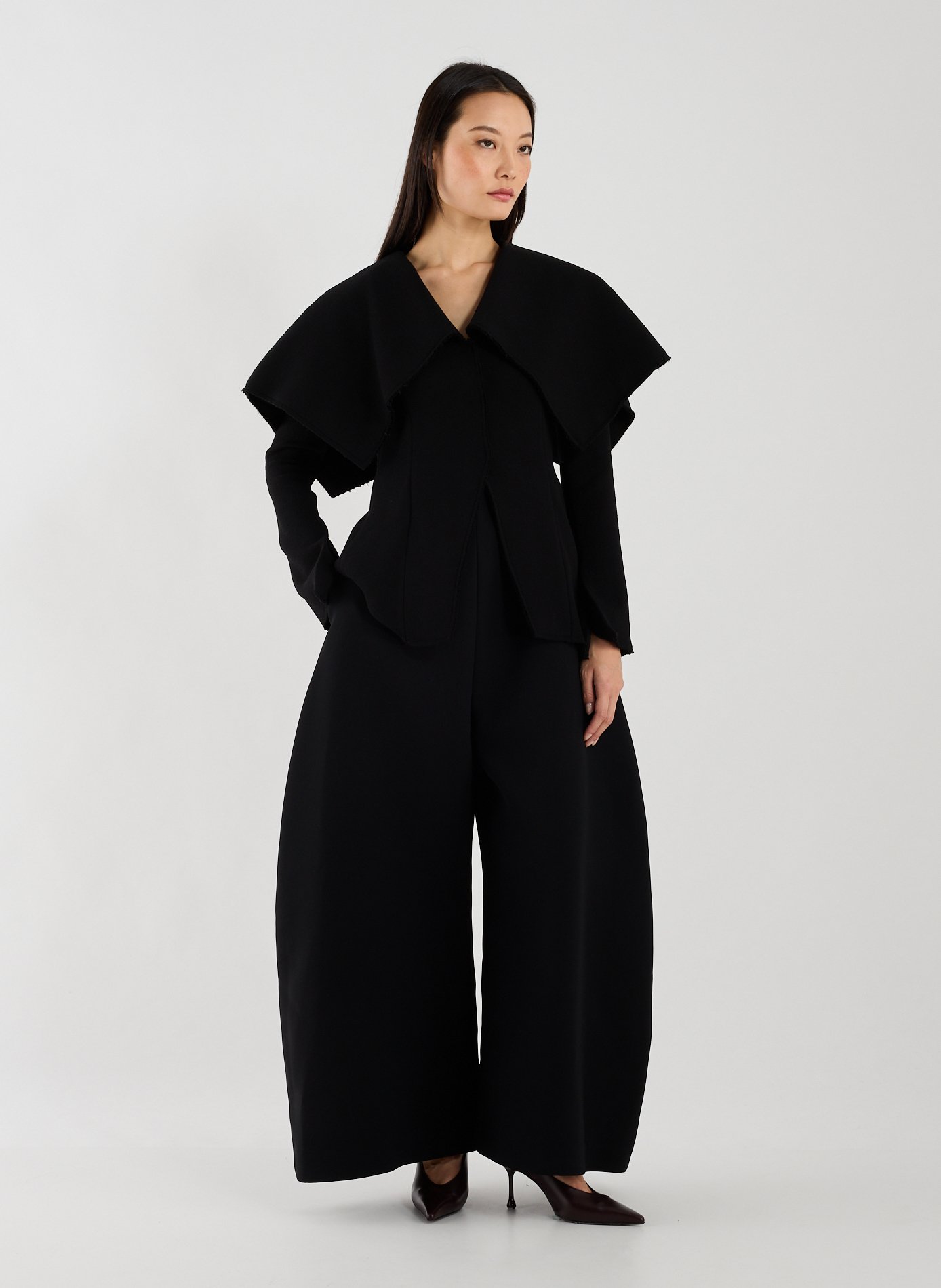 Pantalon de tailleur arrondi  A.W.A.K.E. MODE Noir