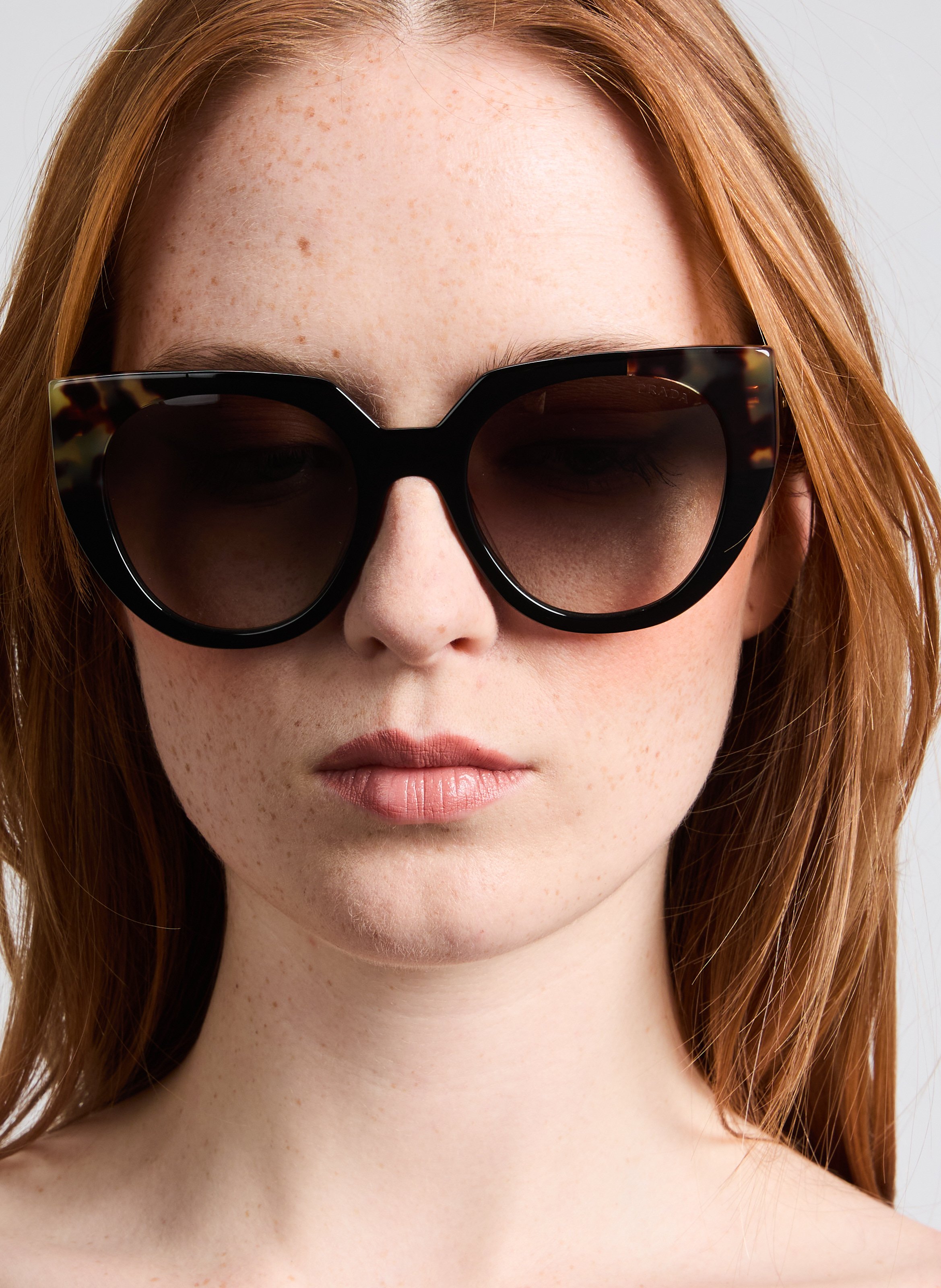 Lunettes de soleil écaille PRADA No color