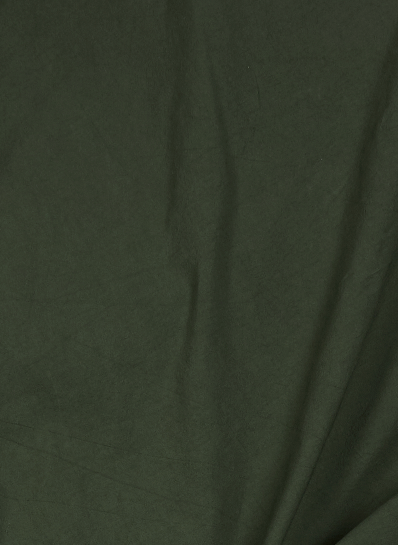 Fitted sheet in washed cotton percale. AU PRINTEMPS PARIS Green