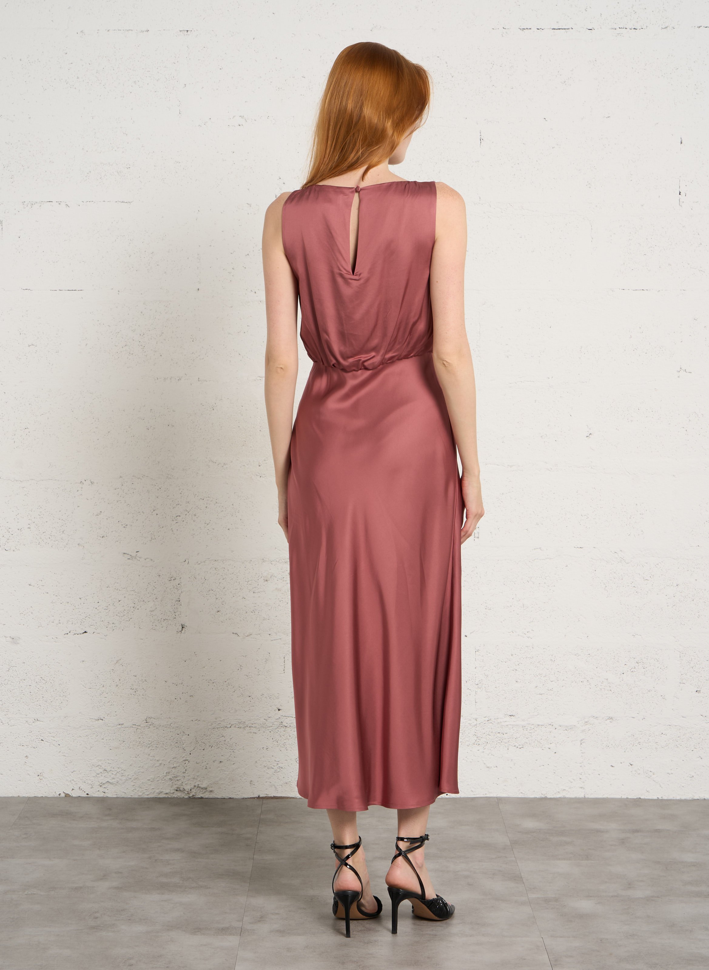 Robe longue sans manches satinée boca MAISON 123 Rose