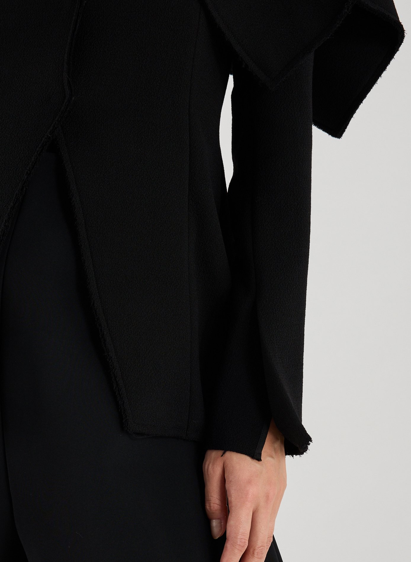 Veste cintrée à large col en laine mélangée A.W.A.K.E. MODE Noir