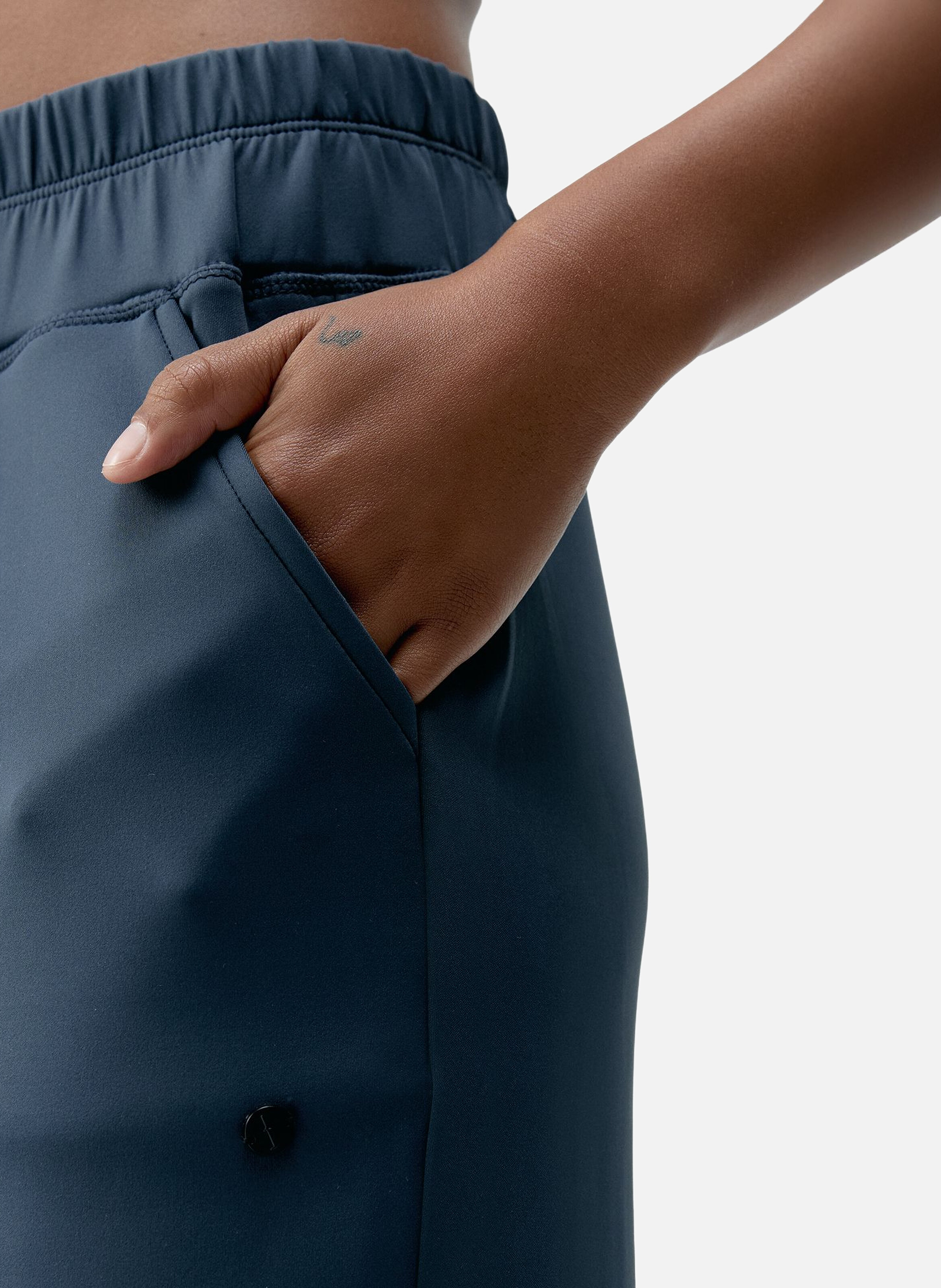 Pantalon de sport performance athleisure iniya BORN LIVING YOGA Bleu