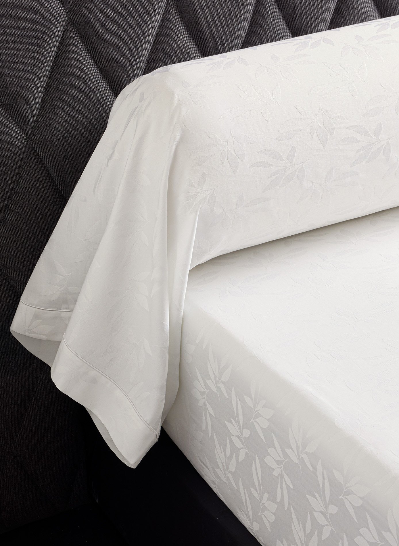 Taie de traversin cristal ANNE DE SOLENE Blanc