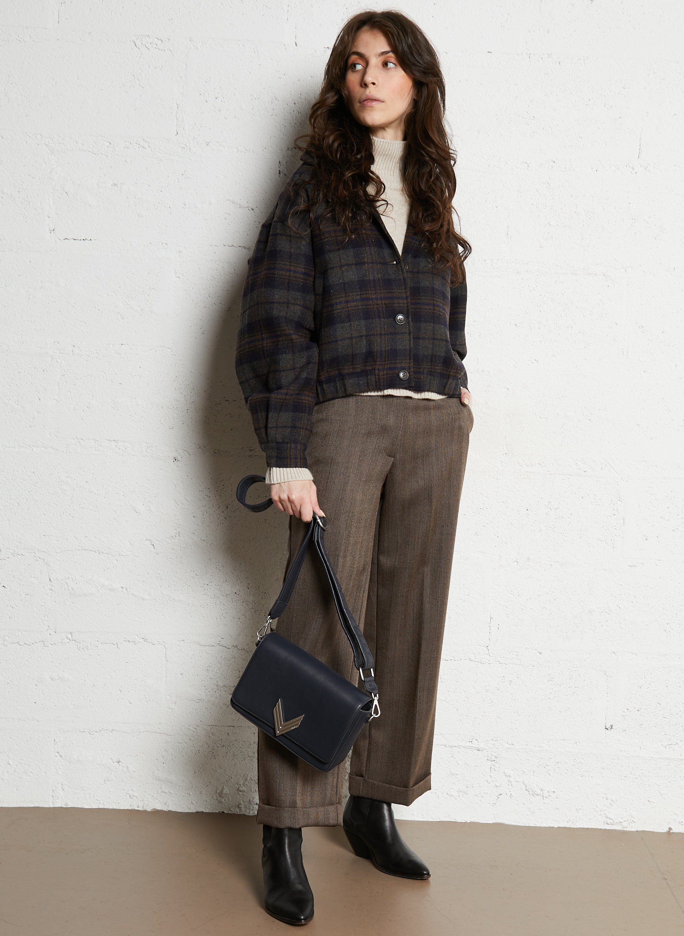 Sac bandoulière à rabat aimanté en cuir grainé IKKS Bleu