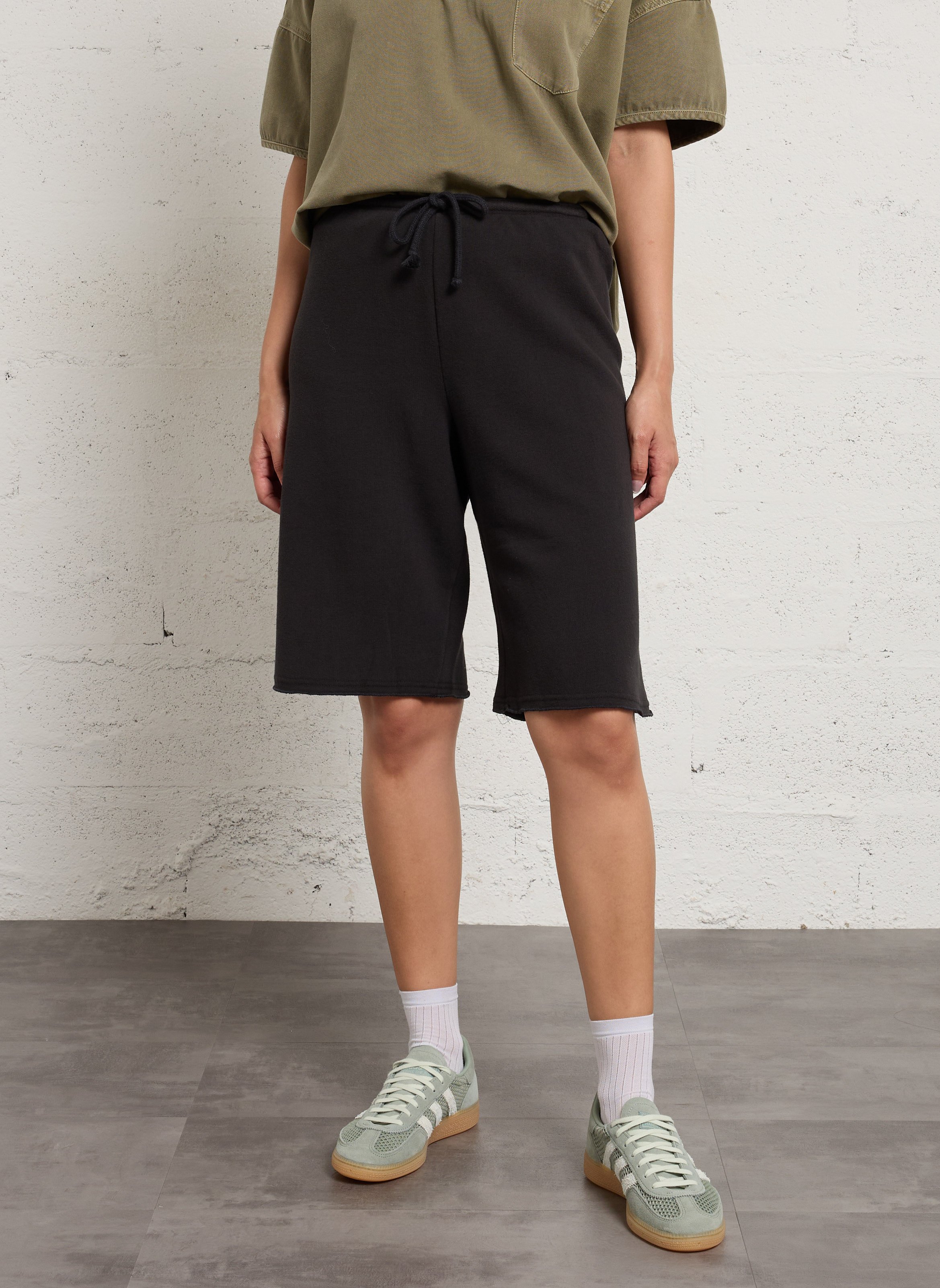 Bermuda mi-long ample uni atubay AMERICAN VINTAGE Noir