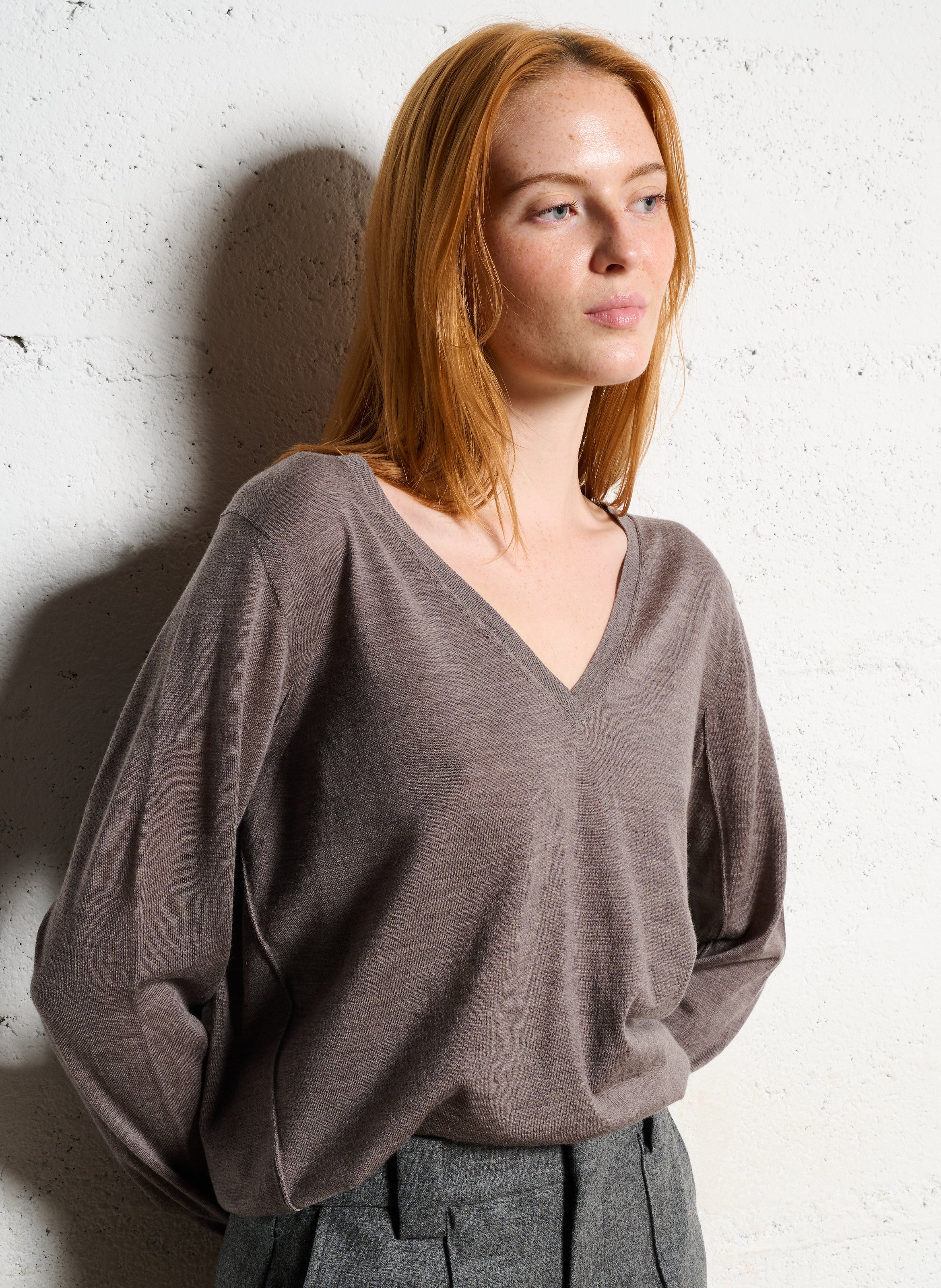 Pull col v en laine derek SOEUR Marron