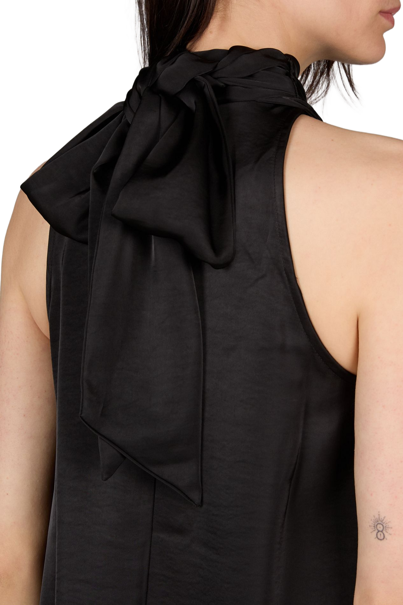 Robe longue satinée à écharpe décorative  OBJECT Noir