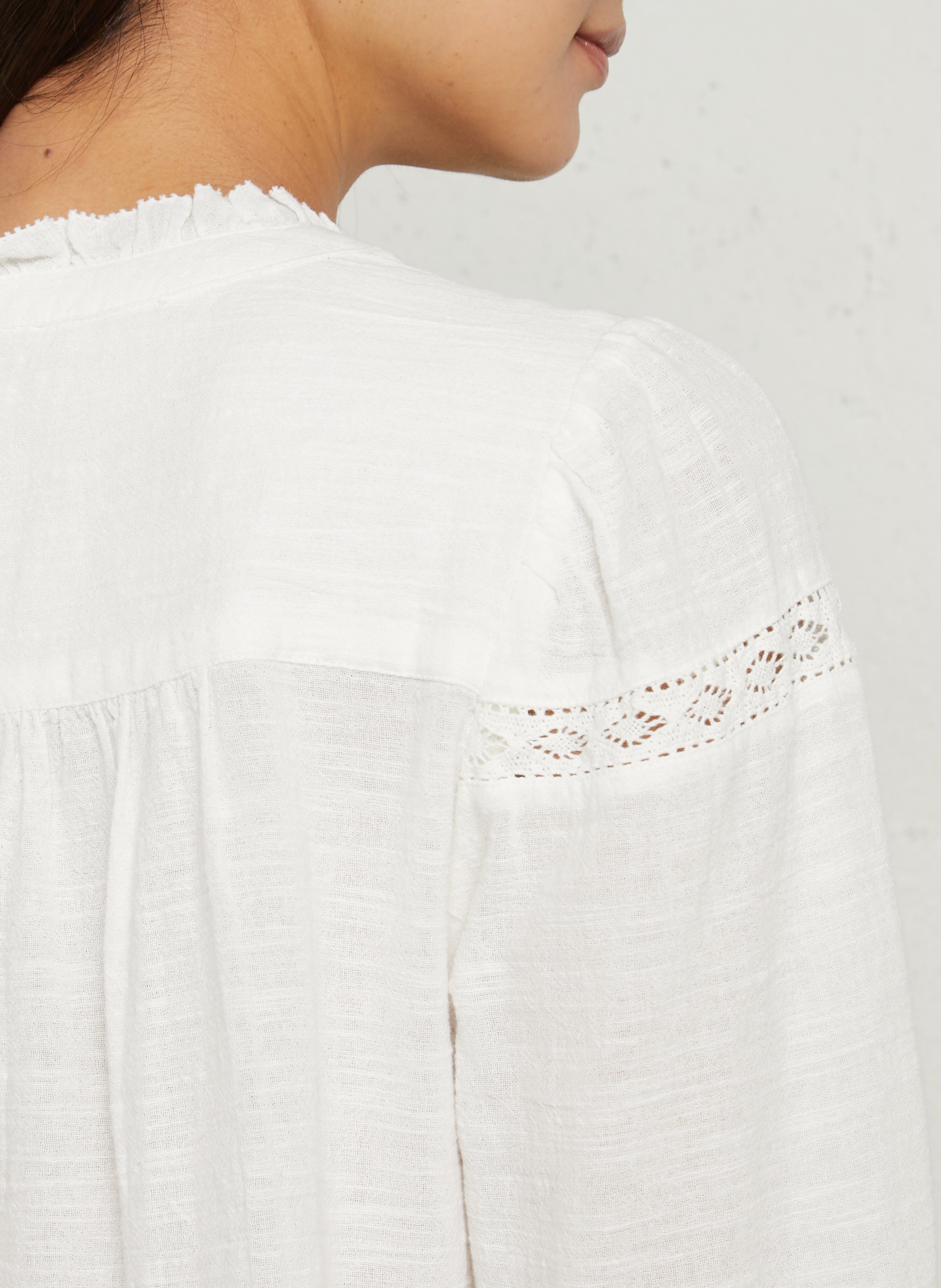 Blouse ample à détails brodés en coton magnolia MAISON 123 Beige