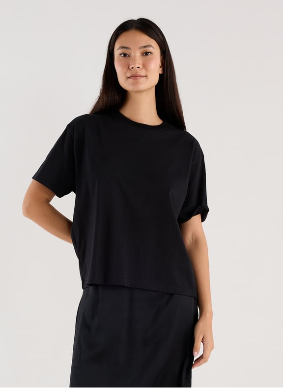 T-shirt en coton Noir by SAISON 1865 SAISON 1865 T-shirt en coton Noir