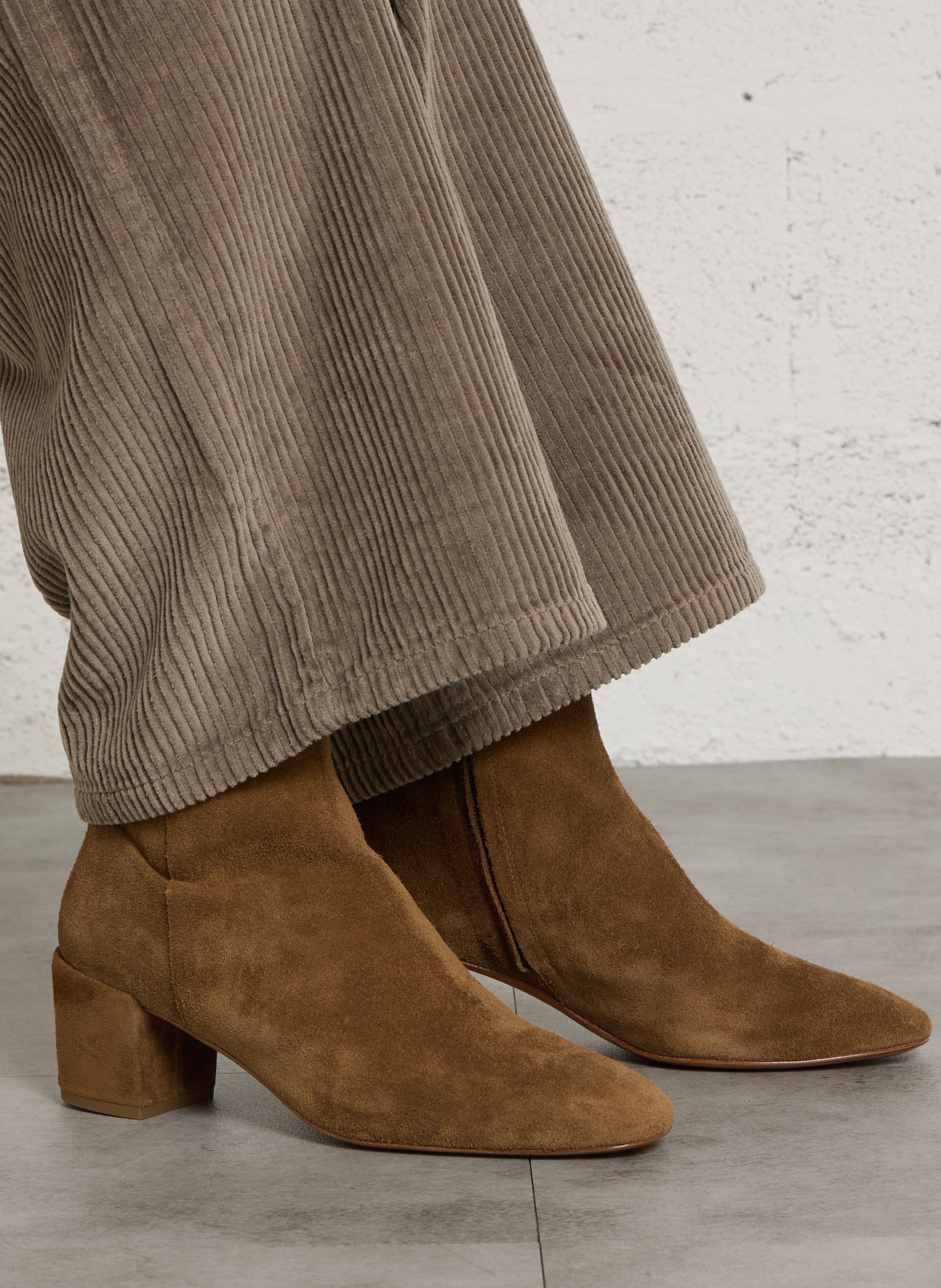 Bottines unies en cuir suédé deka ANTHOLOGY Marron