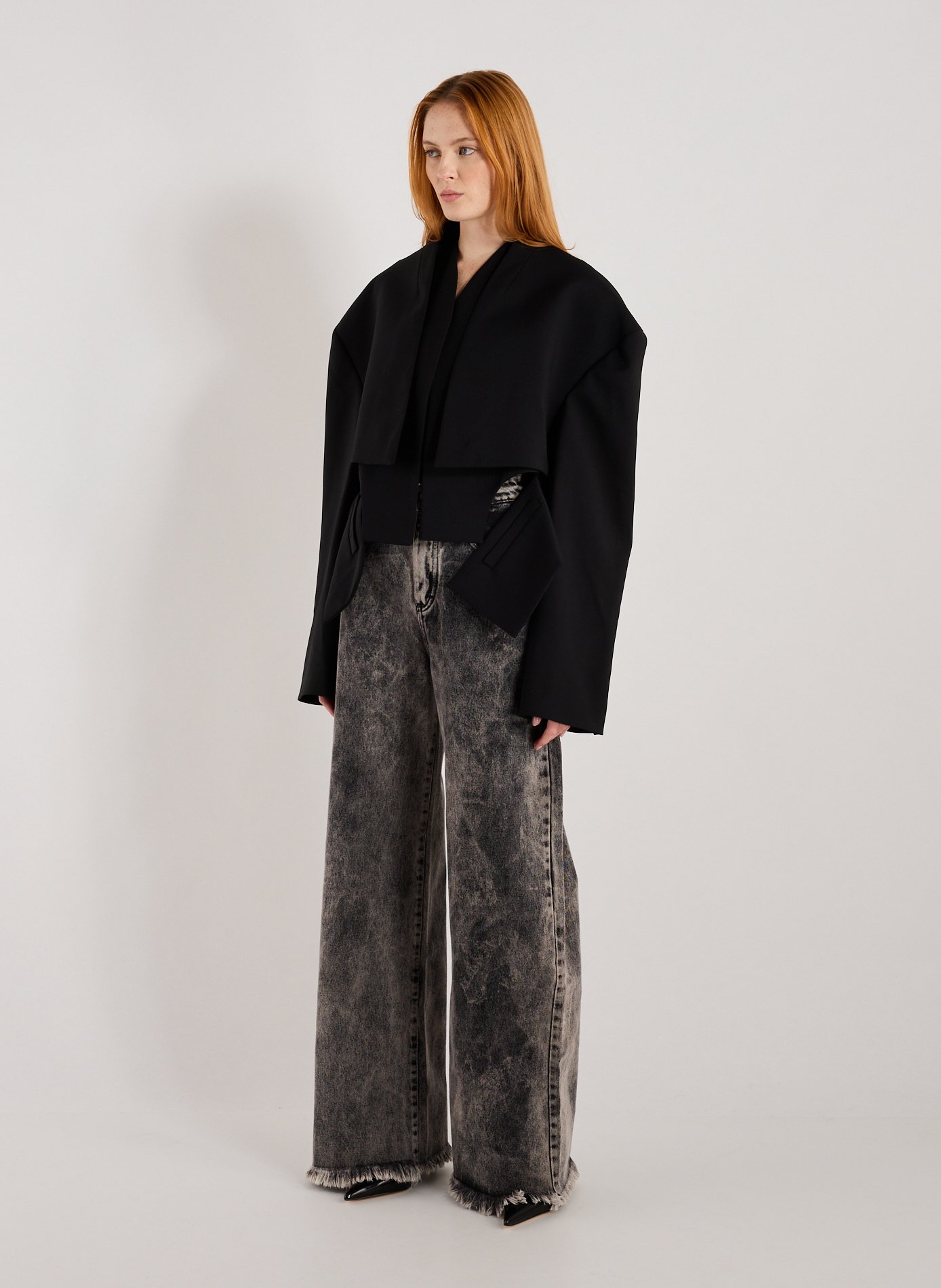 Short wool tailored jacket A.W.A.K.E. MODE Black