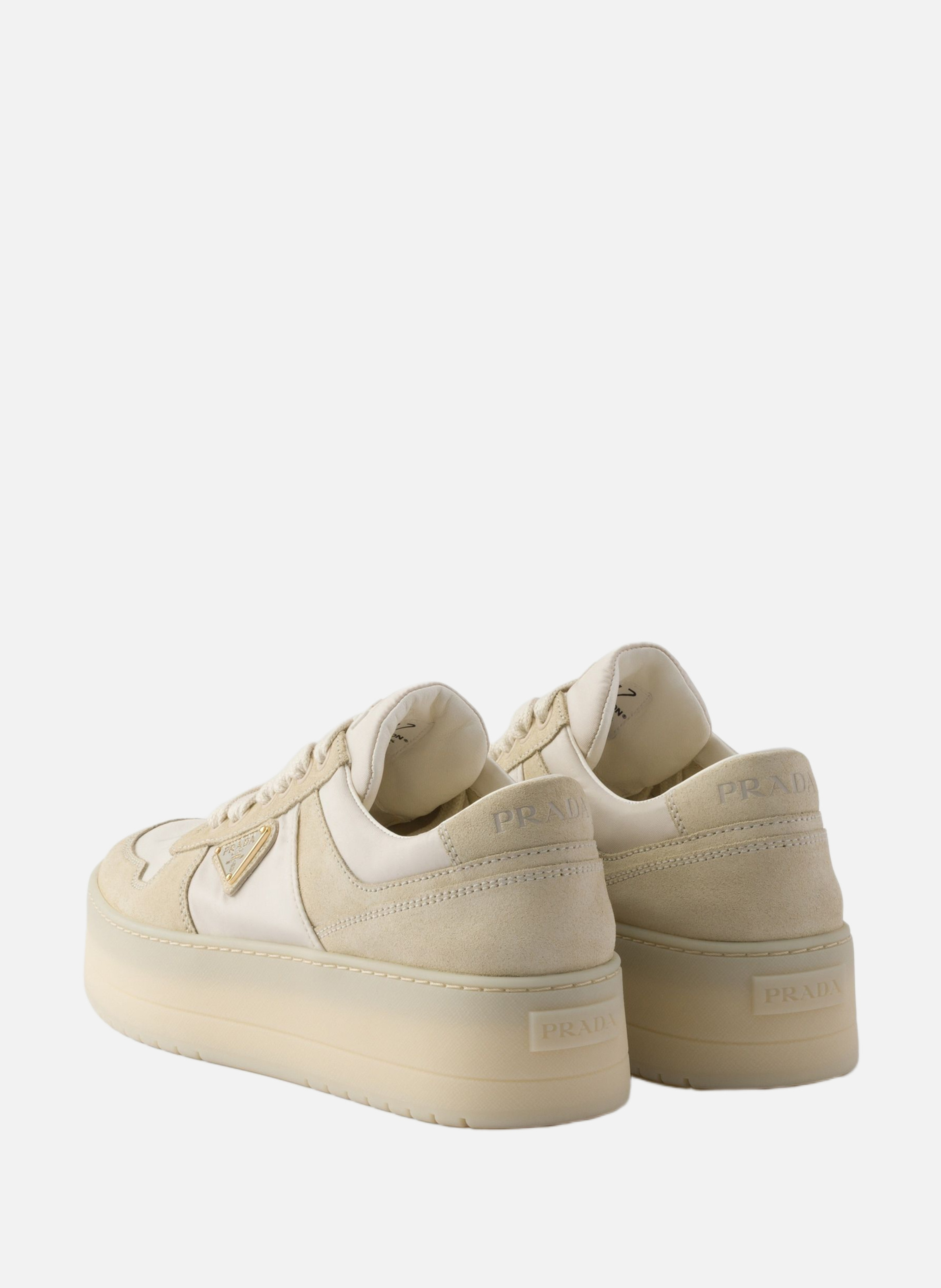 Baskets downtown bold en re-nylon et en daim PRADA Beige