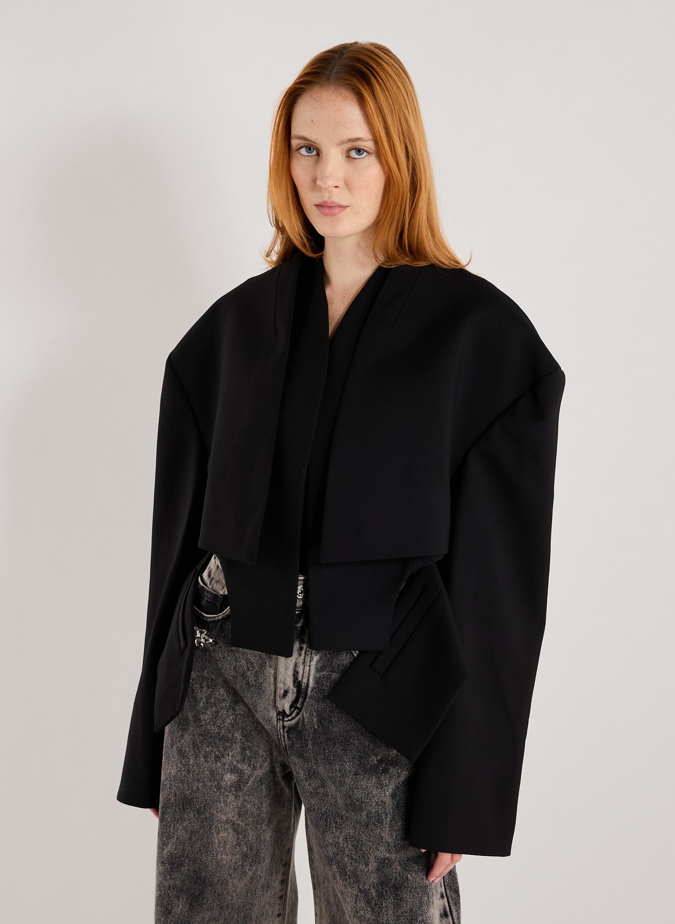 A.W.A.K.E. MODE Veste courte tailleur en laine Noir