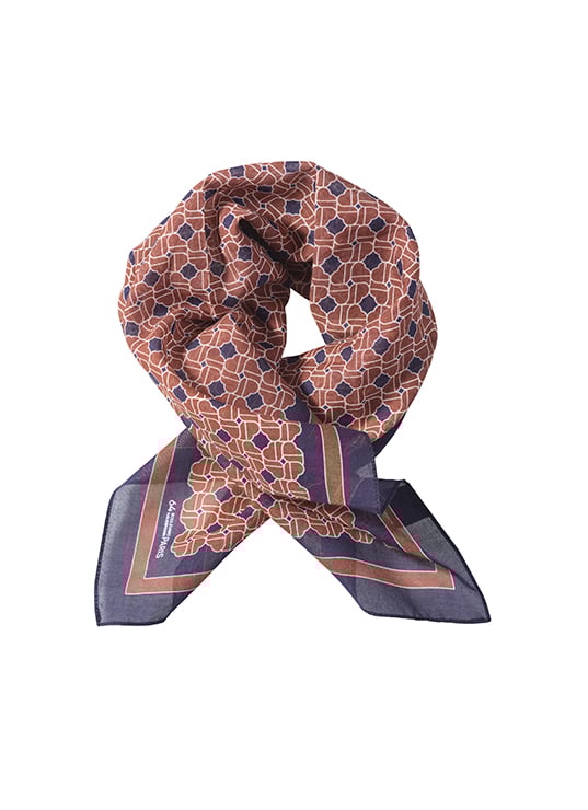 LE PRINTEMPS LANCE SON SOUVENIR SHOP ! goodies printemps foulard motif