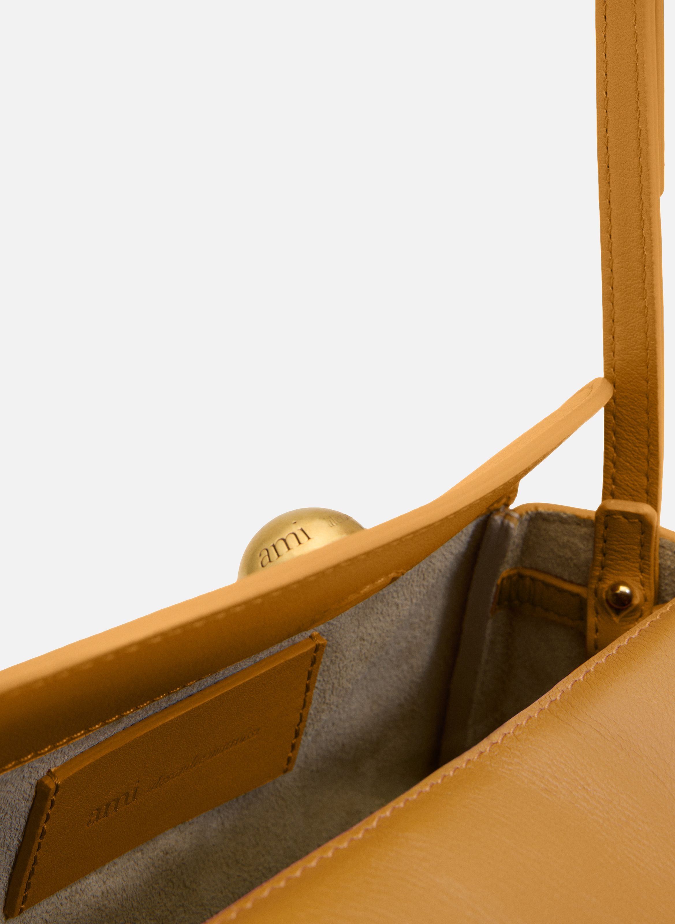 Mini sac carrousel unisexe en cuir de veau AMI PARIS Jaune