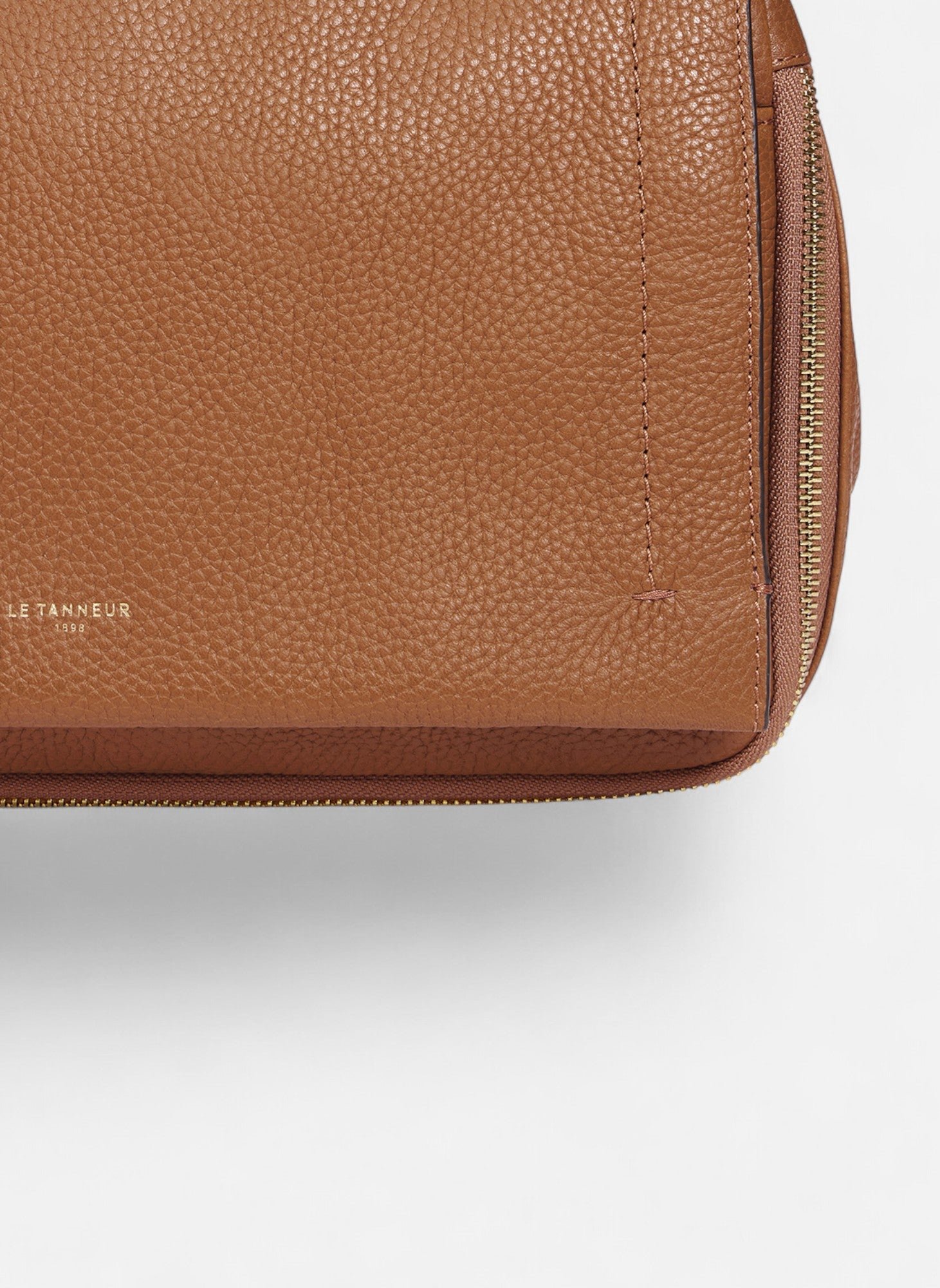 Sac bandoulière moyen modèle aurore en cuir grainé LE TANNEUR Marron