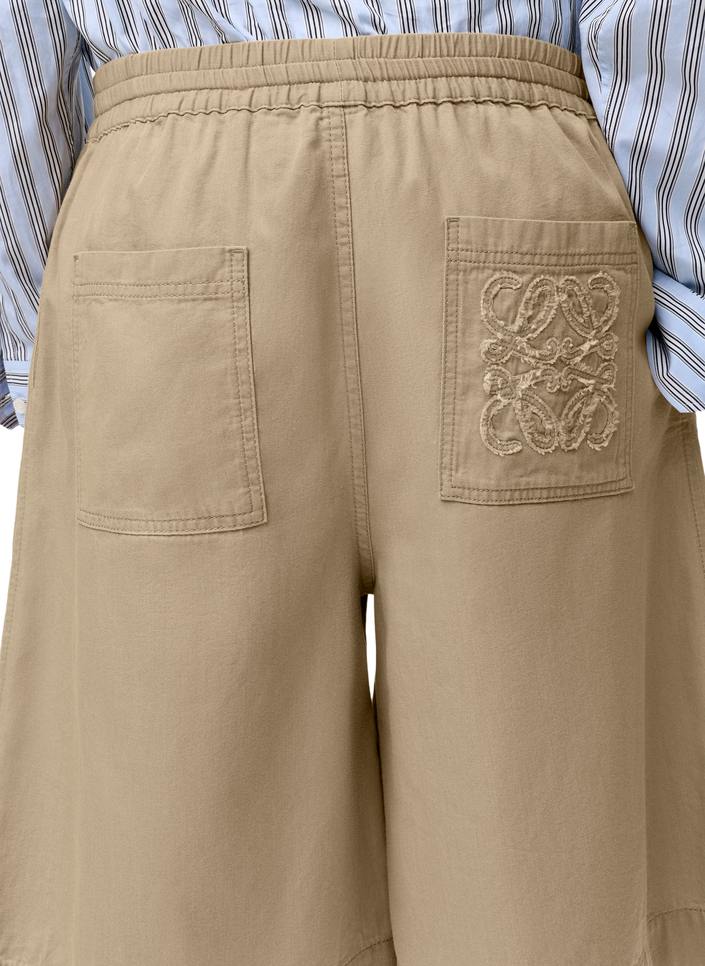 Korte rechte broek met geborduurd logo van katoen. LOEWE Beige