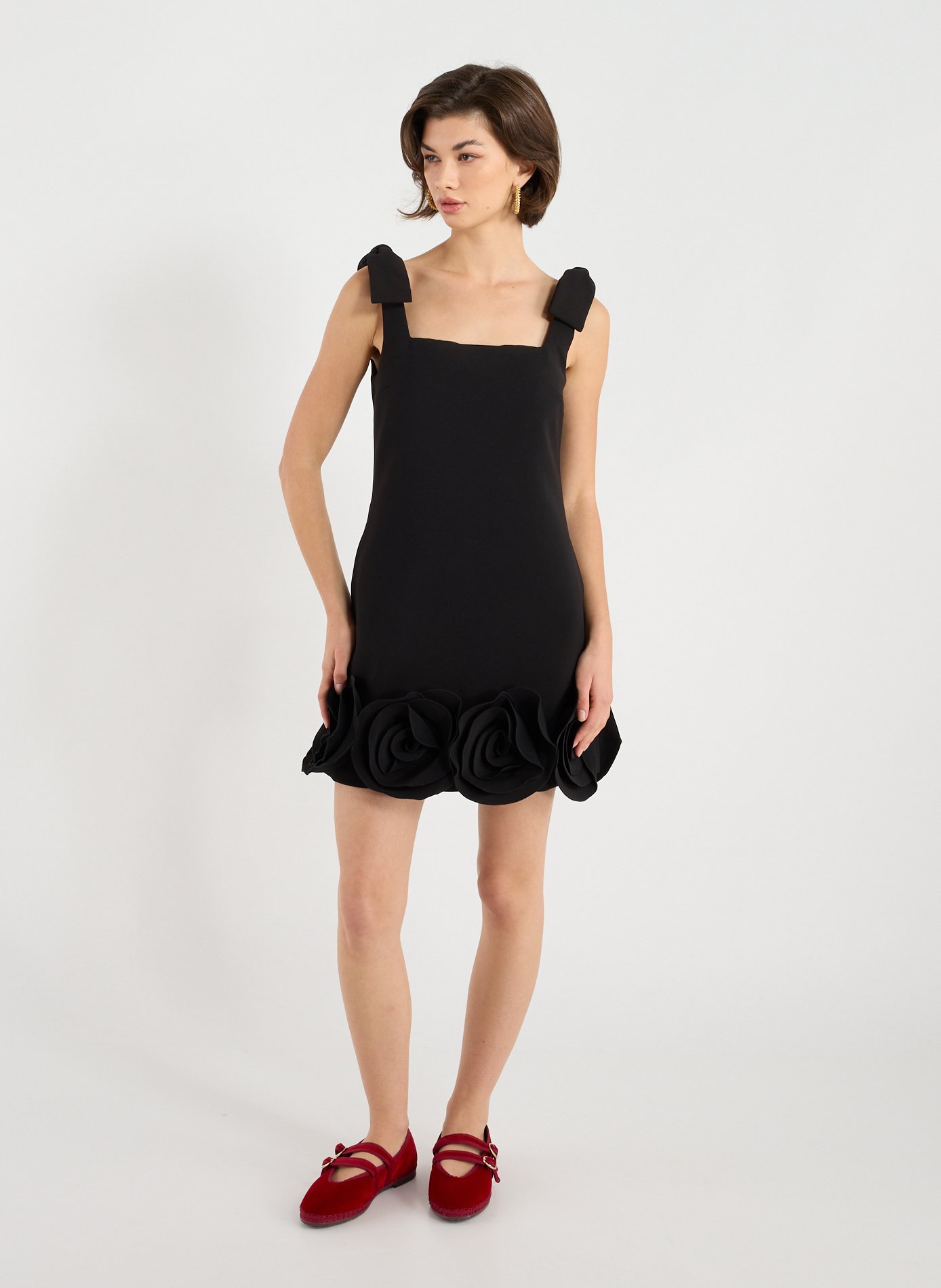 SELF PORTRAIT Robe courte col carré Noir