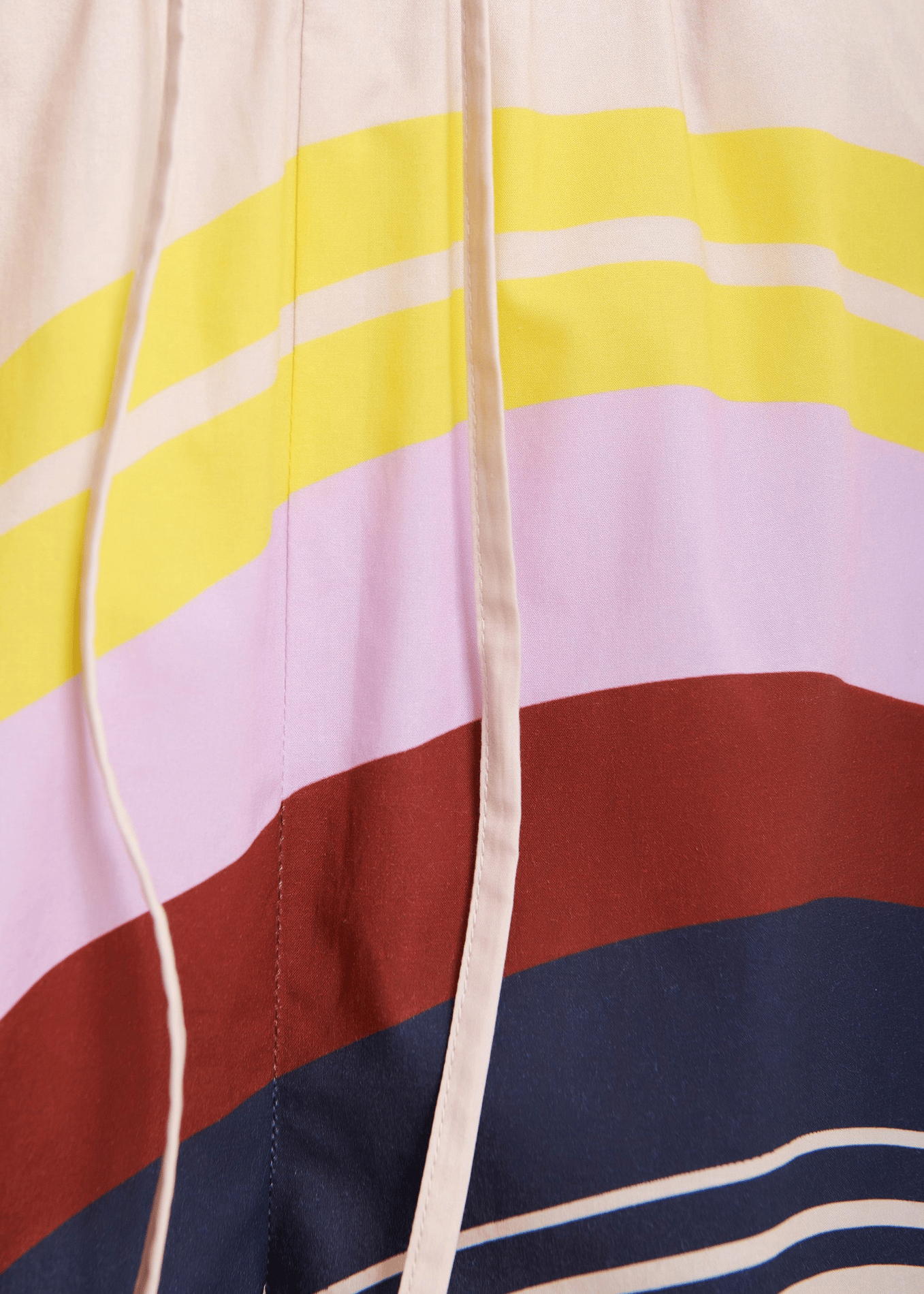 Short large taille haute à motifs jive Multicolore