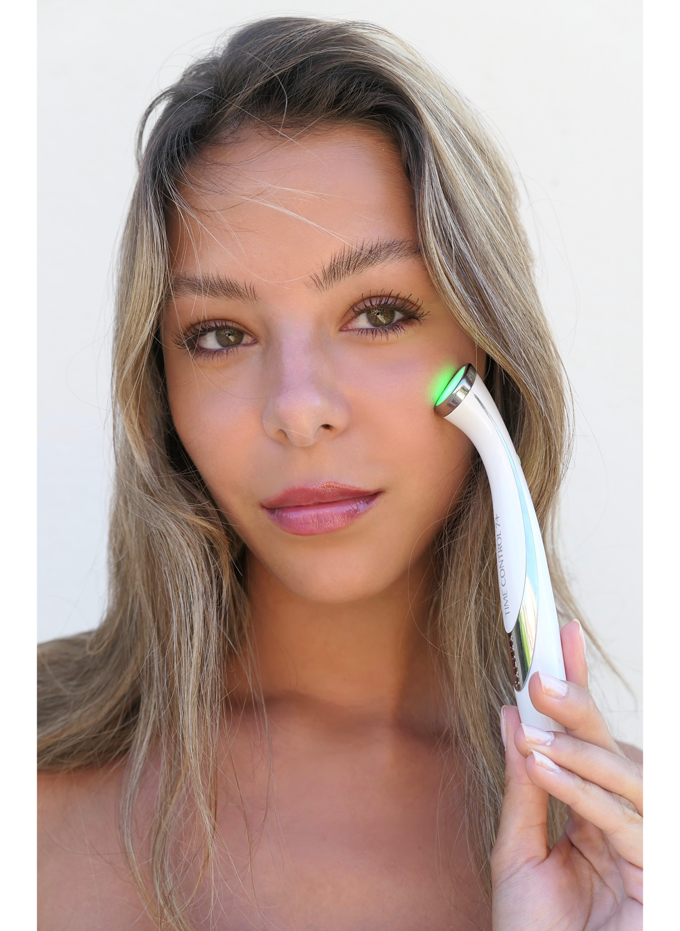 Time Control 7+ - 7 technologies LED et électrostimulation TALIKA No color