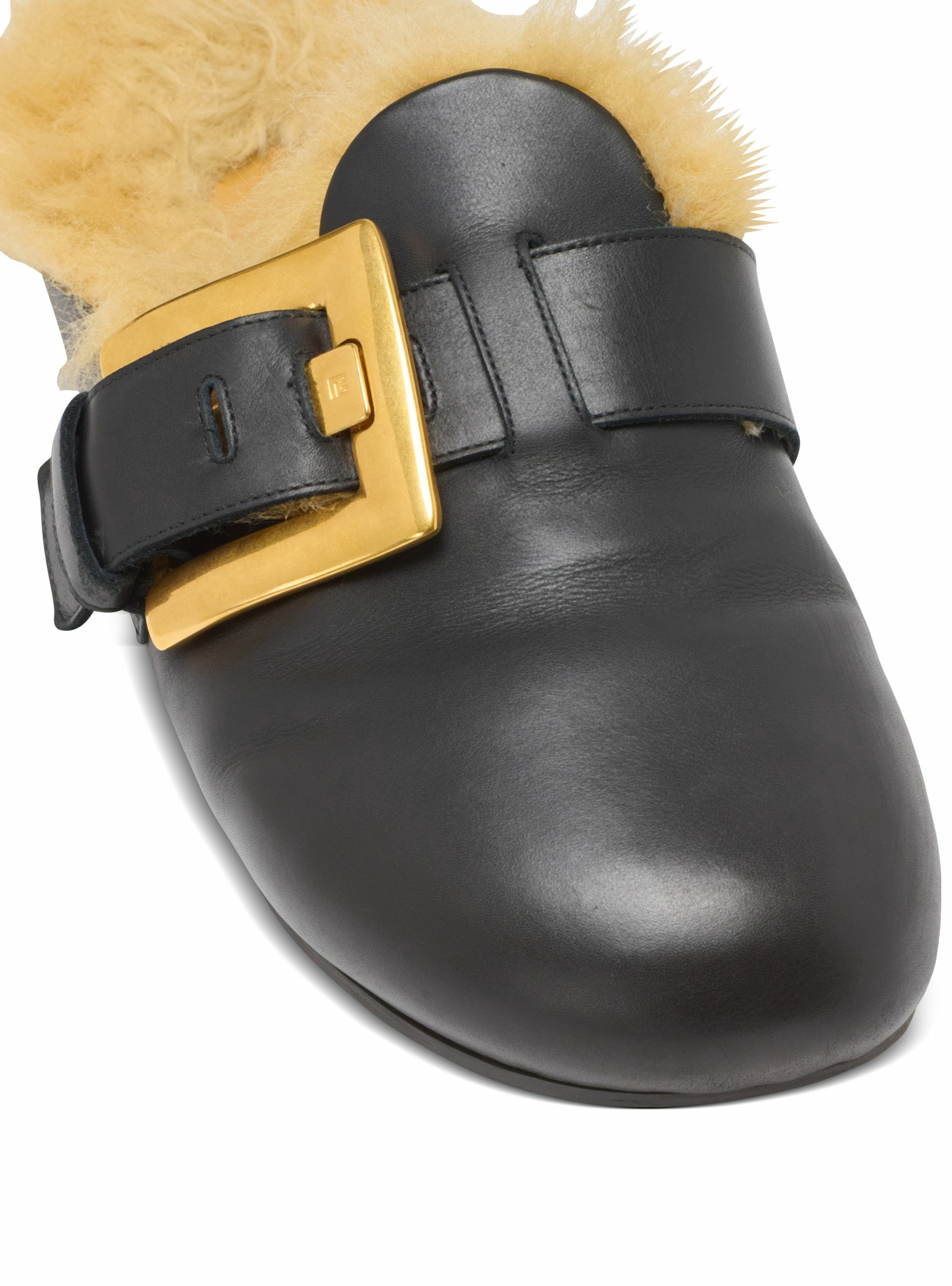 Mules plates en cuir et fausse fourrure BALMAIN Noir