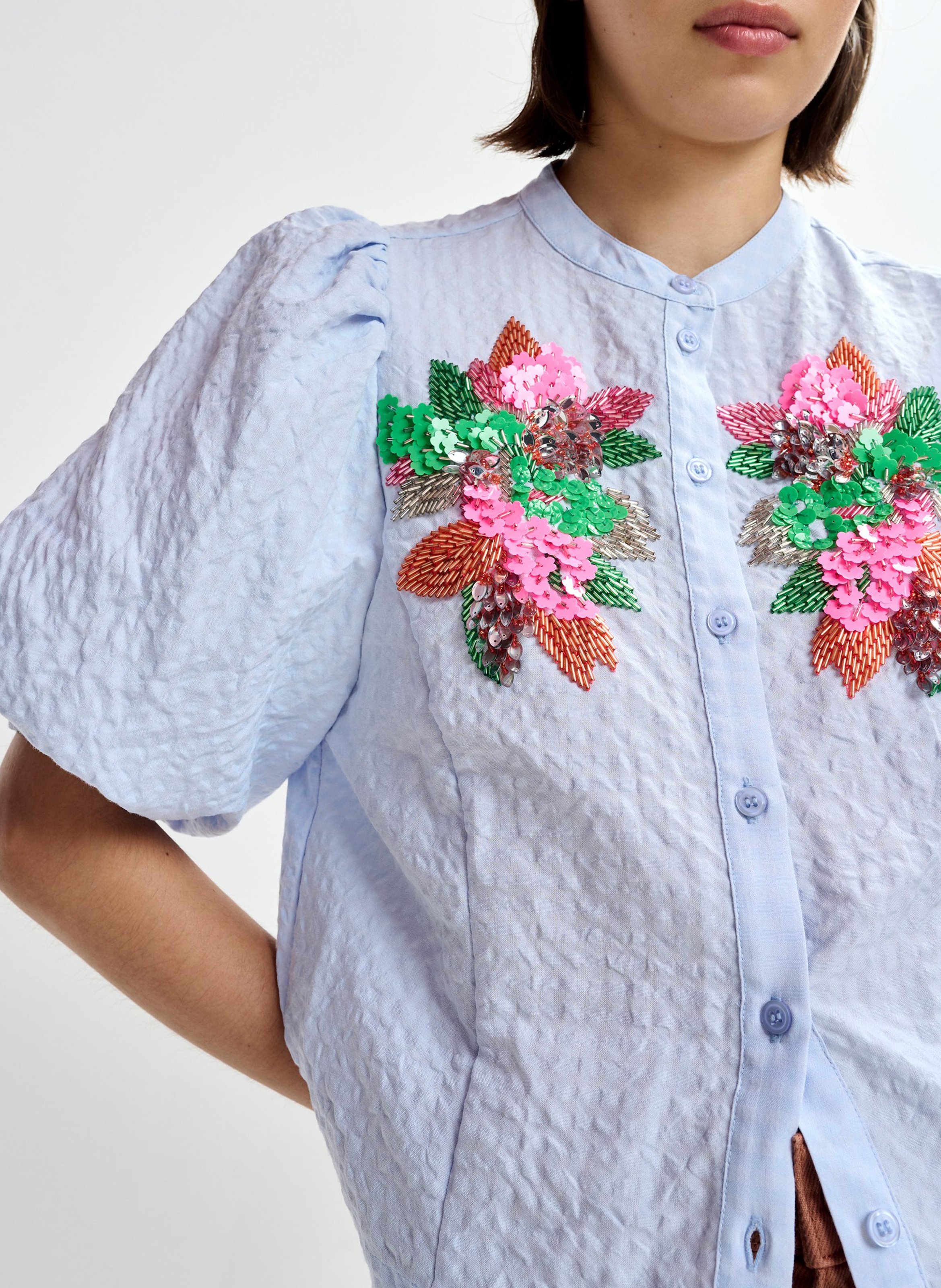 Chemise droite col rond brodée jaiden ESSENTIEL ANTWERP Bleu