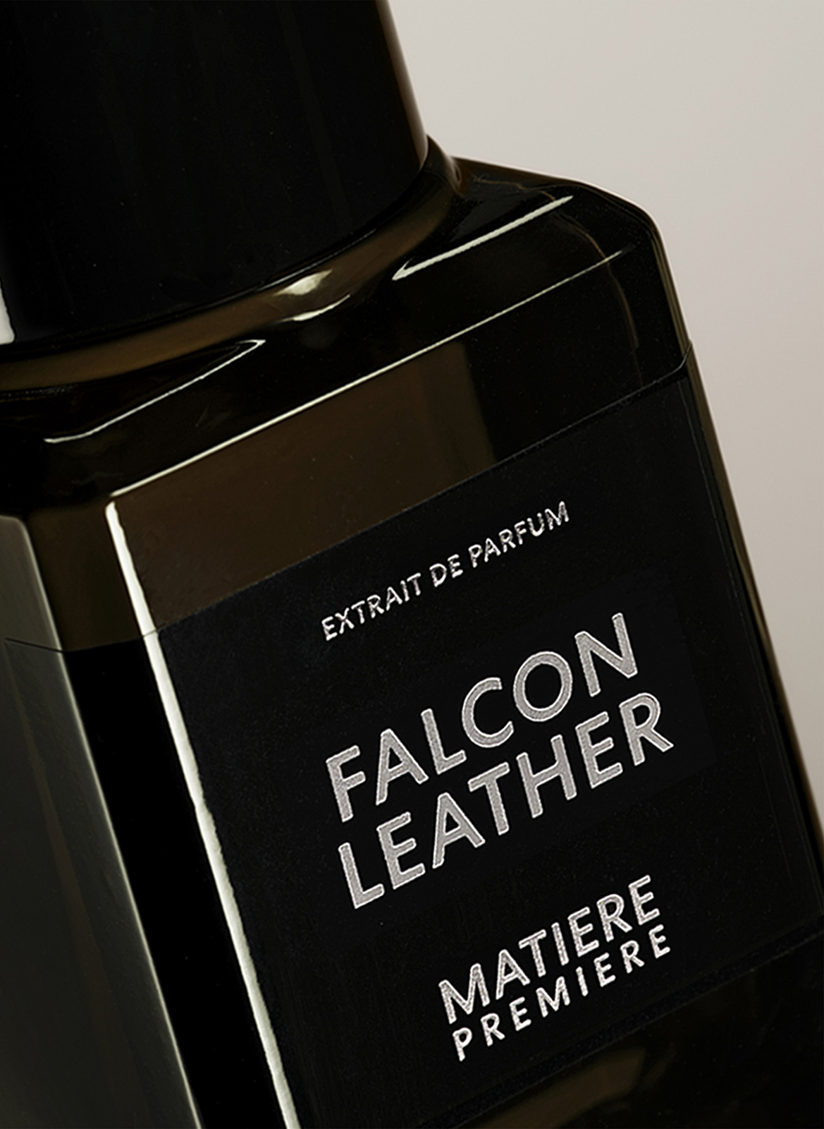 Falcon Leather - Extract MATIERE PREMIERE No color