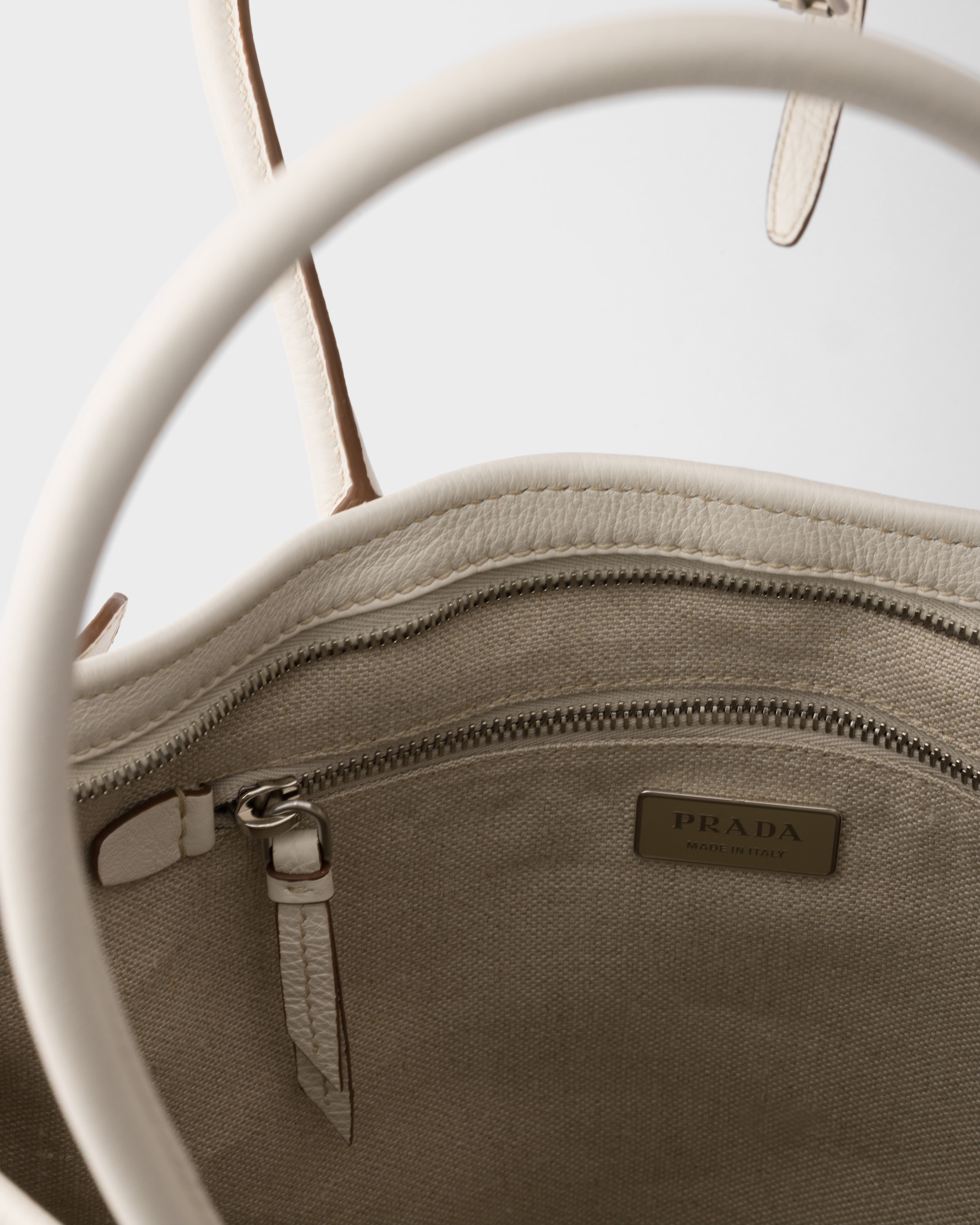 Très grand cabas prada bonnie en lin imprimé et cu PRADA Blanc