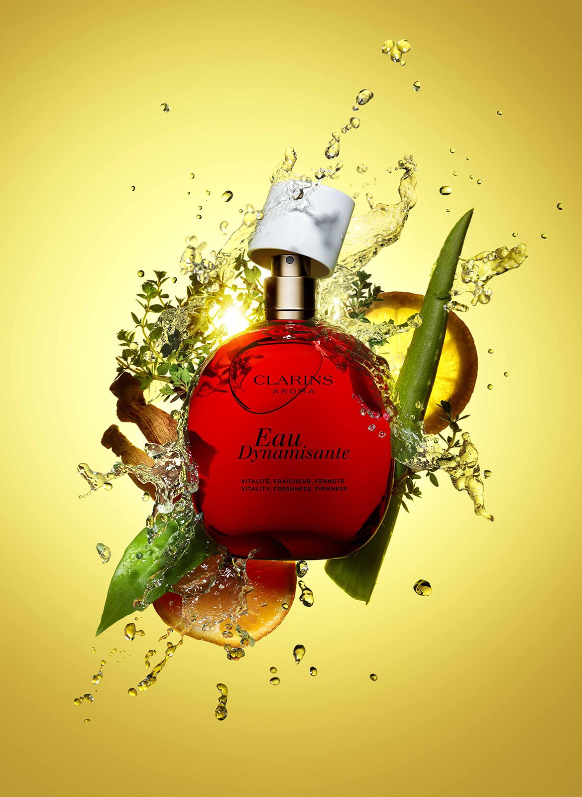 Eau Dynamisante : Vitalité, Fraîcheur, Fermeté - Eau de soins parfumée CLARINS No color