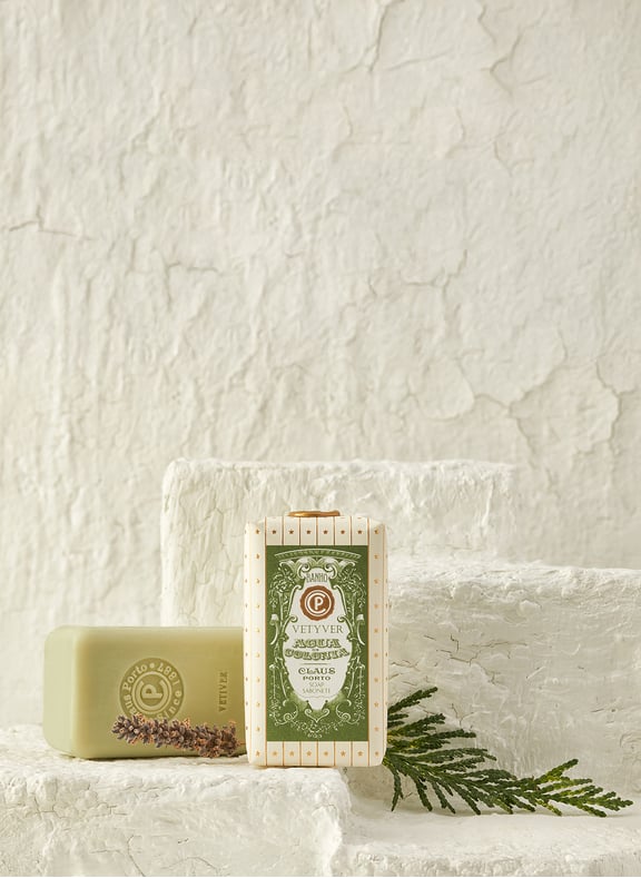 Sealed wax soap by CLAUS PORTO CLAUS PORTO Sealed wax soap