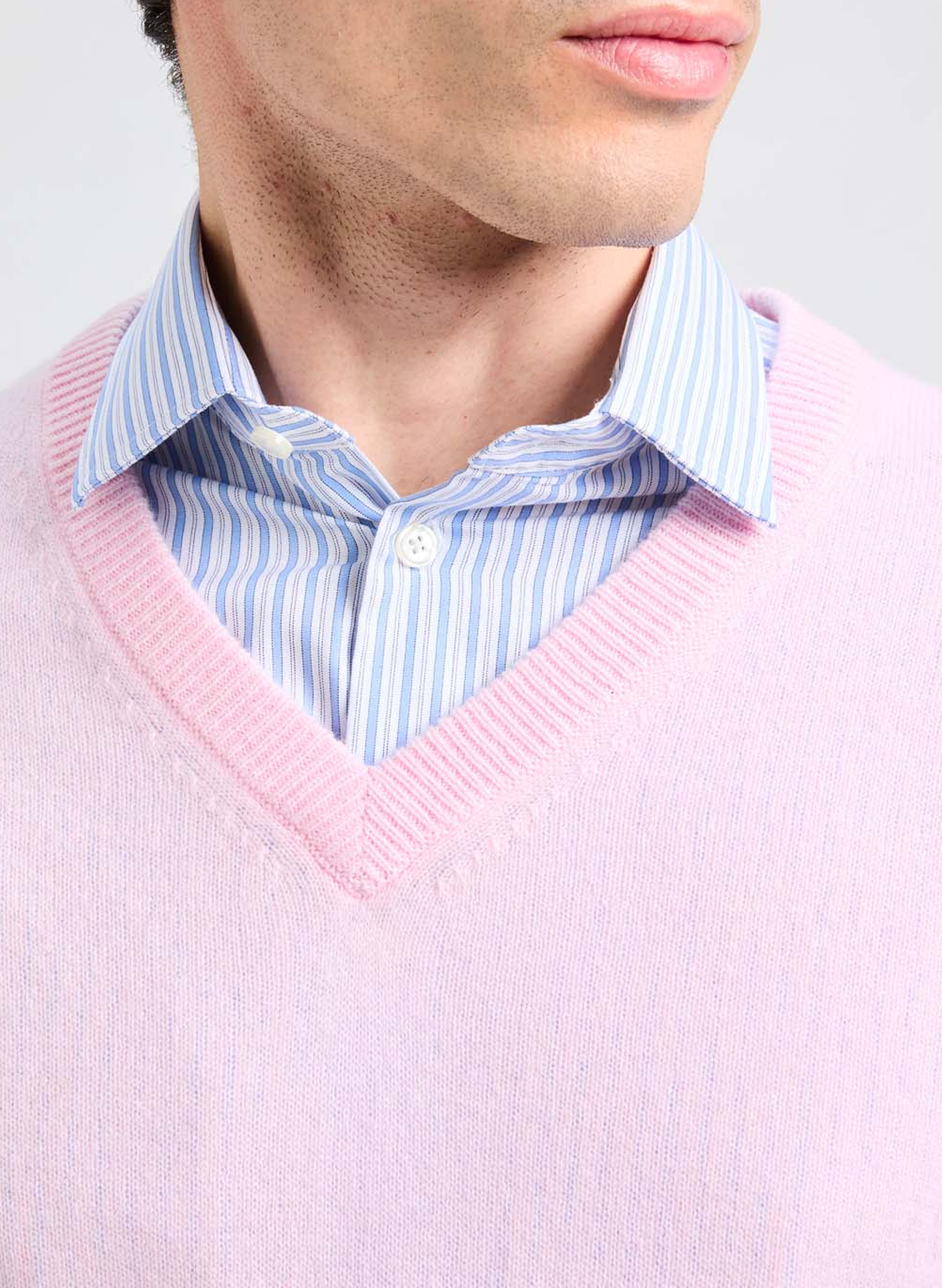 Cashmere V-neck jumper AU PRINTEMPS PARIS Pink