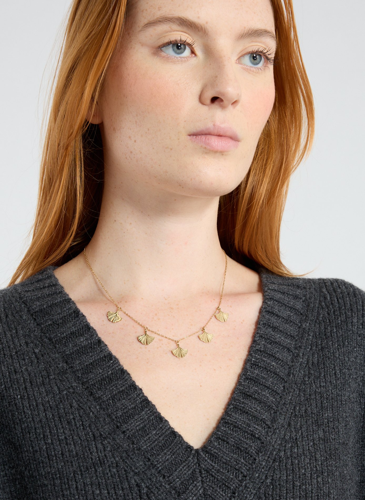 Collier Feuille ginko AU PRINTEMPS PARIS Doré